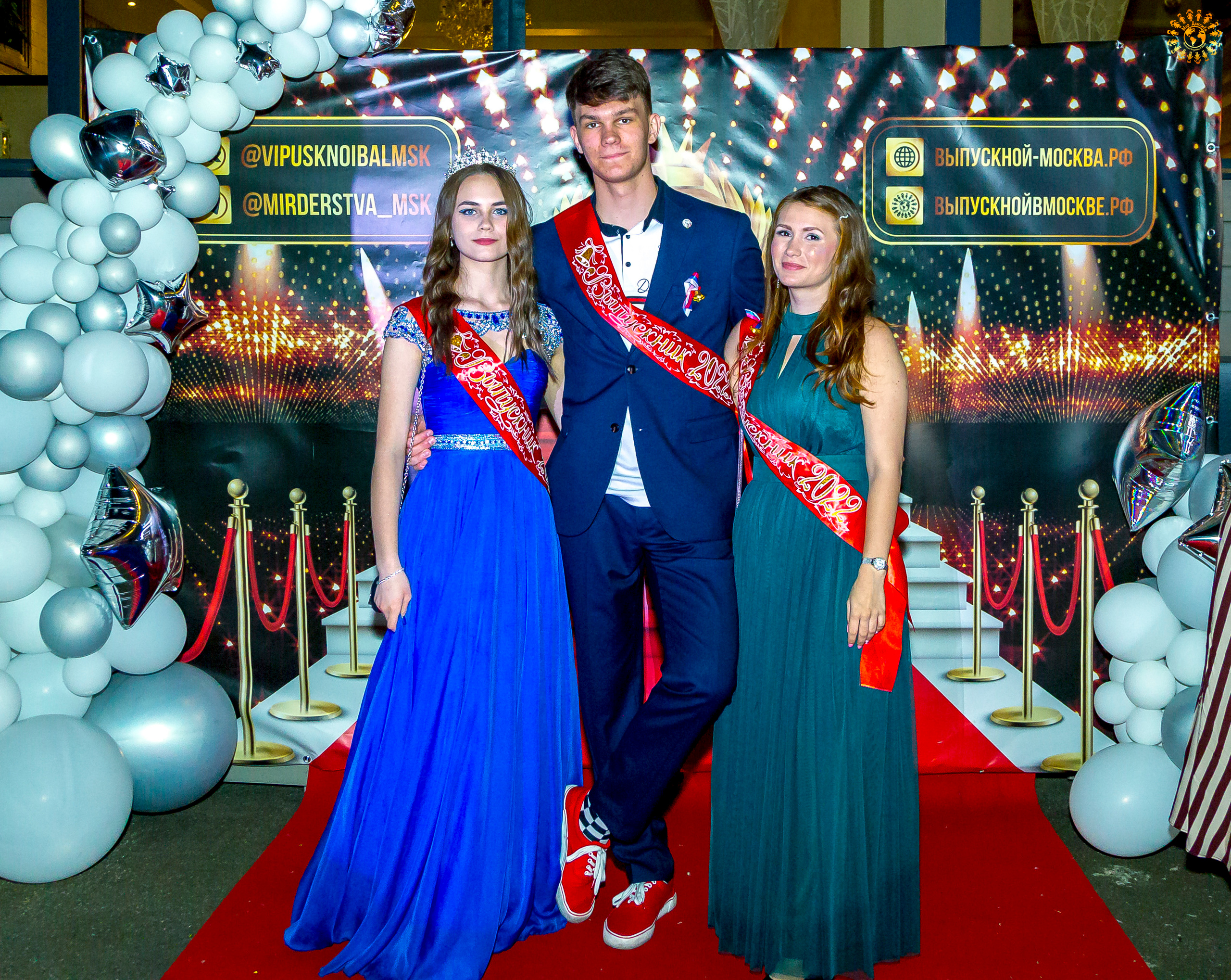 Выпускной 2022 (Москва, ресторан «Времена года»). Репортажная съемка в Москве и области. Анималистика