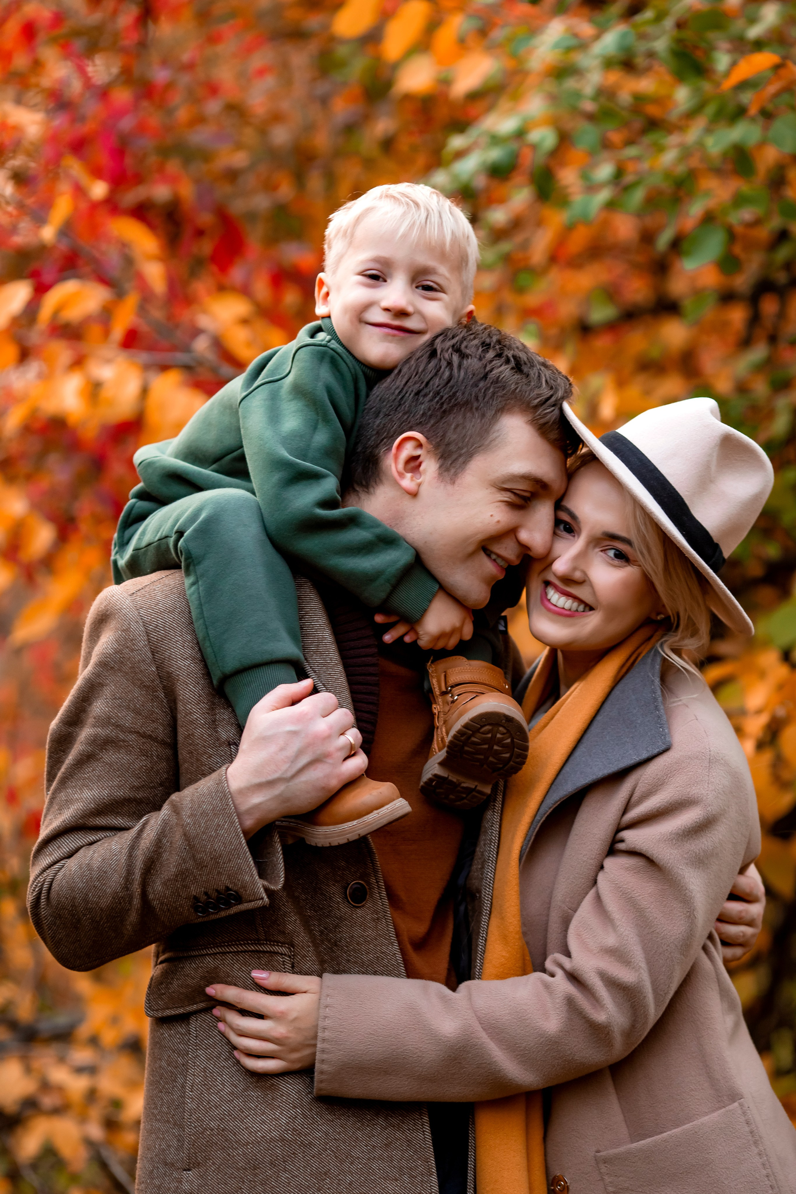 Осенняя фотопрогулка. Семейный и детский Фотограф Александра Алматы