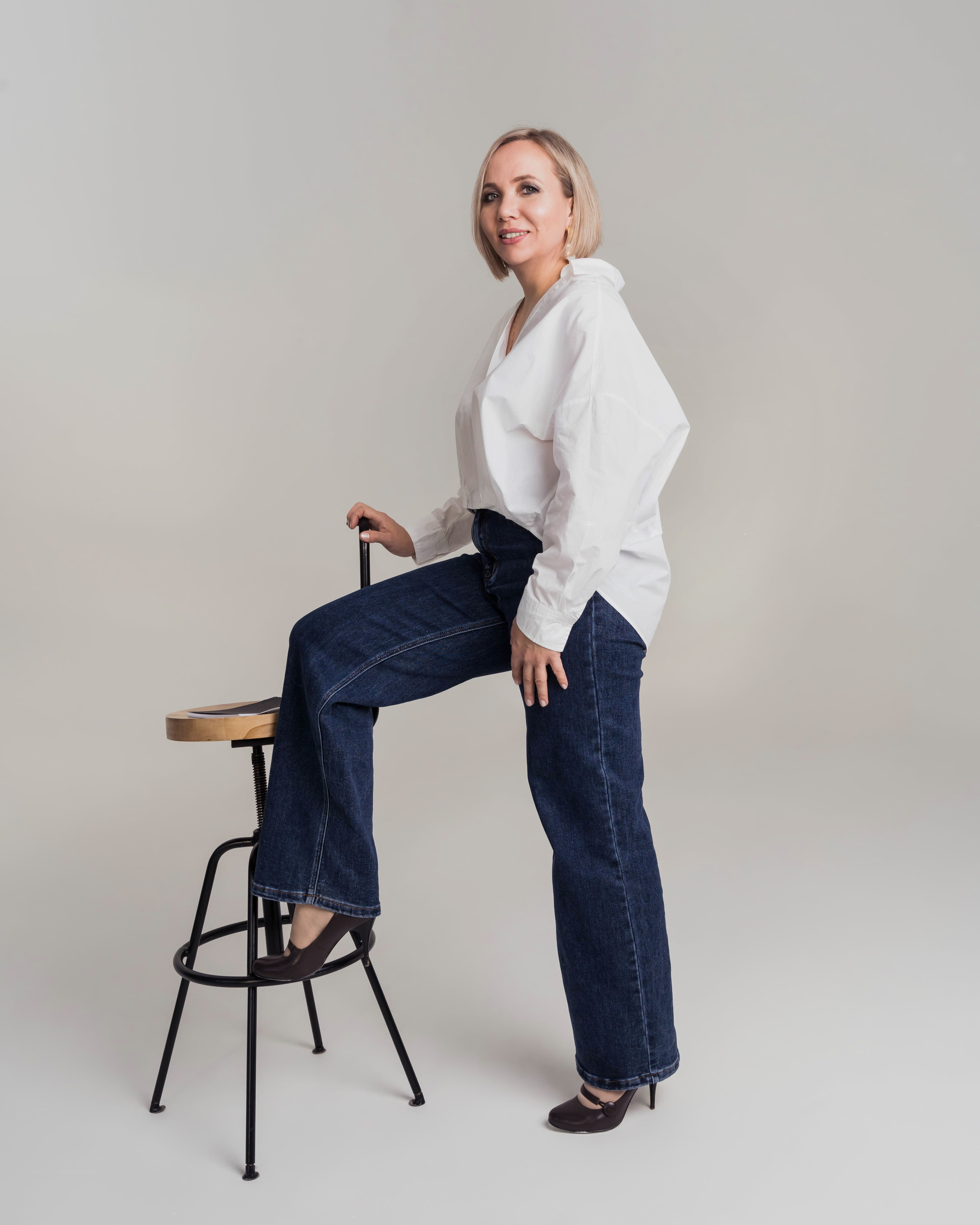 Креативная тематическая индивидуальная портретная съёмка. Фотограф Екатеринбург для вас или вашего бренда