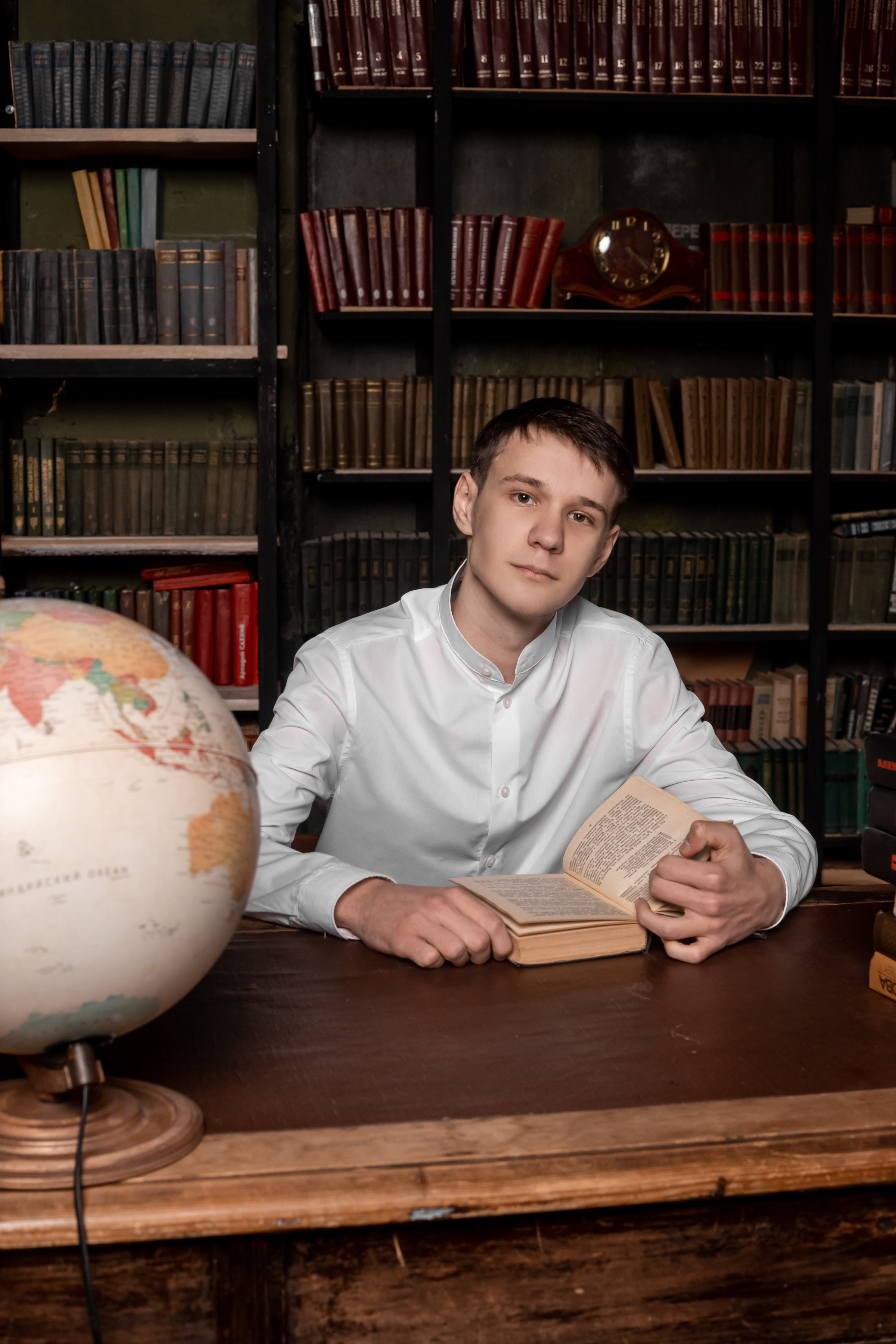 СТУДИЯ «Культура» сьемка для альбома СОШ 57 -11кл. Ольга Плаксина фотограф в Саратове