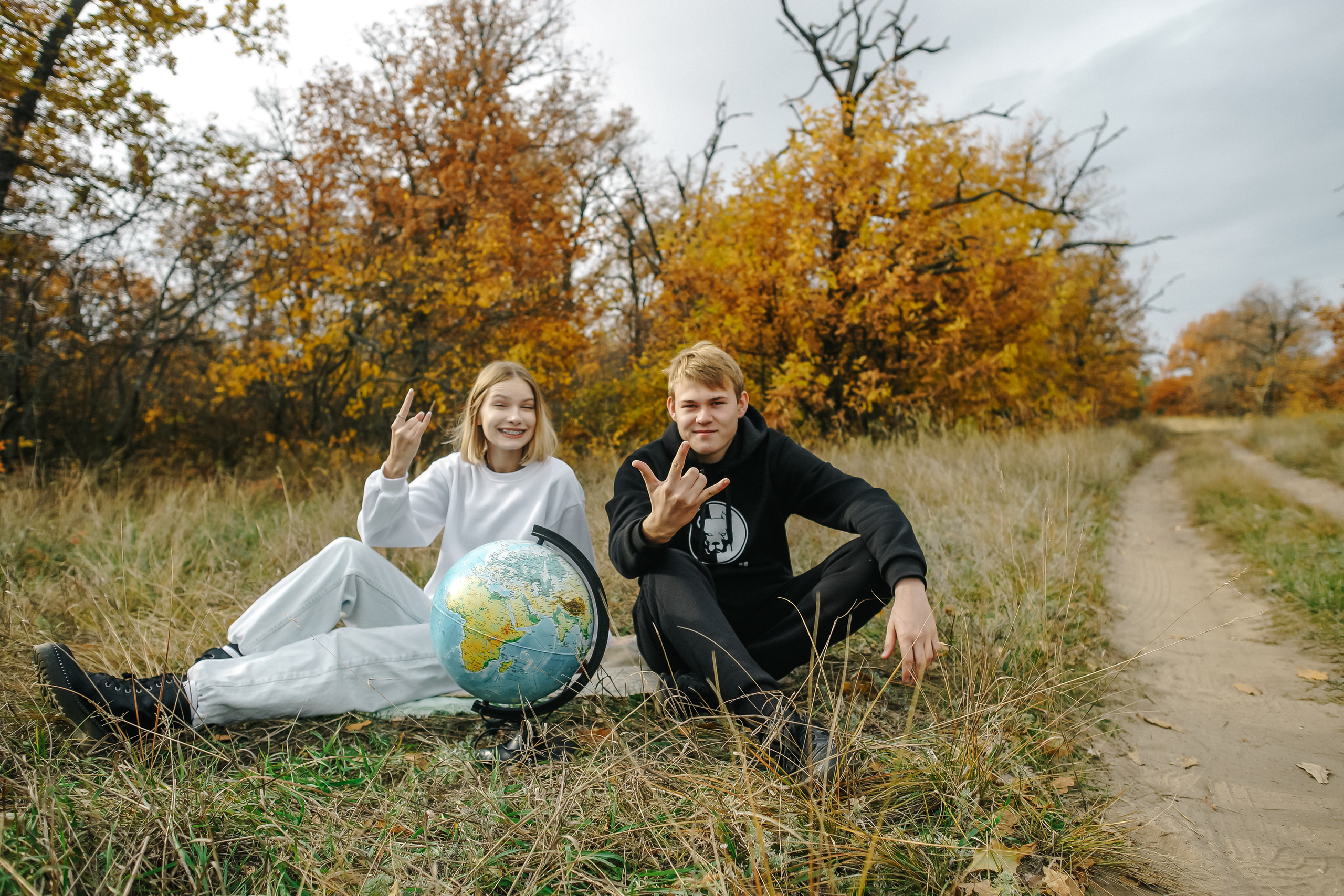 11 класс- СОШ 8 — выпуск 2022 — съёмка для альбома. Ольга Плаксина фотограф в Саратове