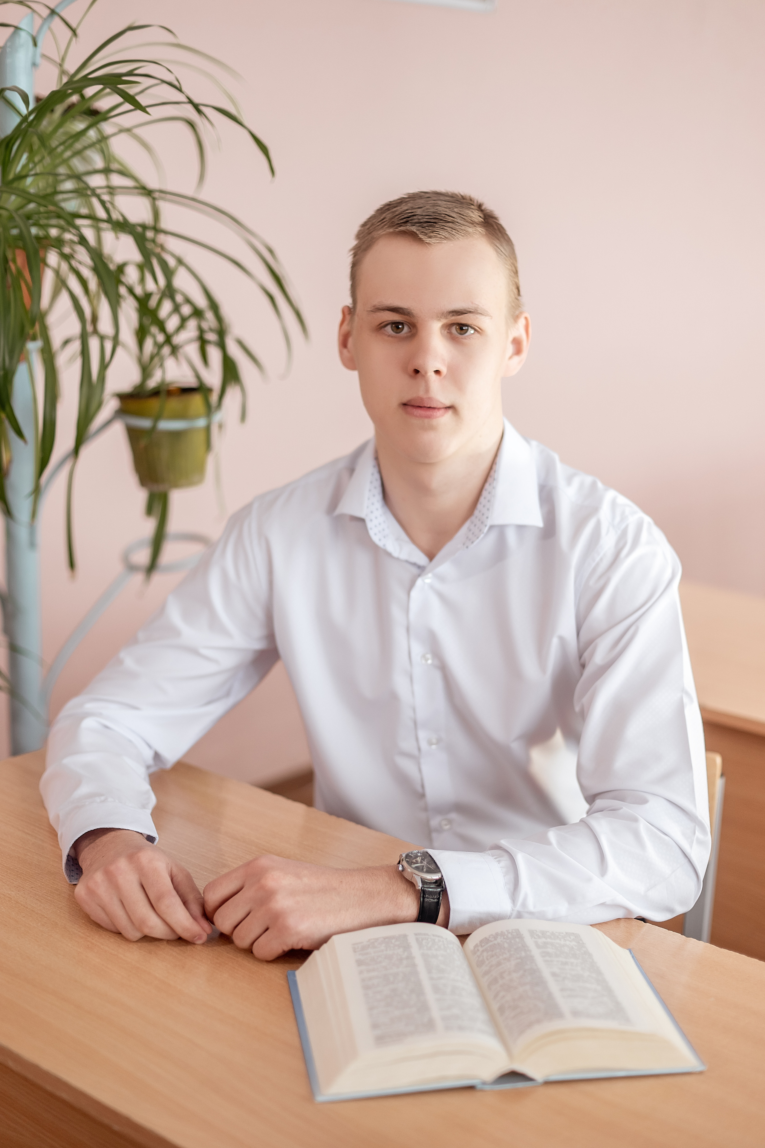 11 кл сош 10 сьемка для альбома. Ольга Плаксина фотограф в Саратове