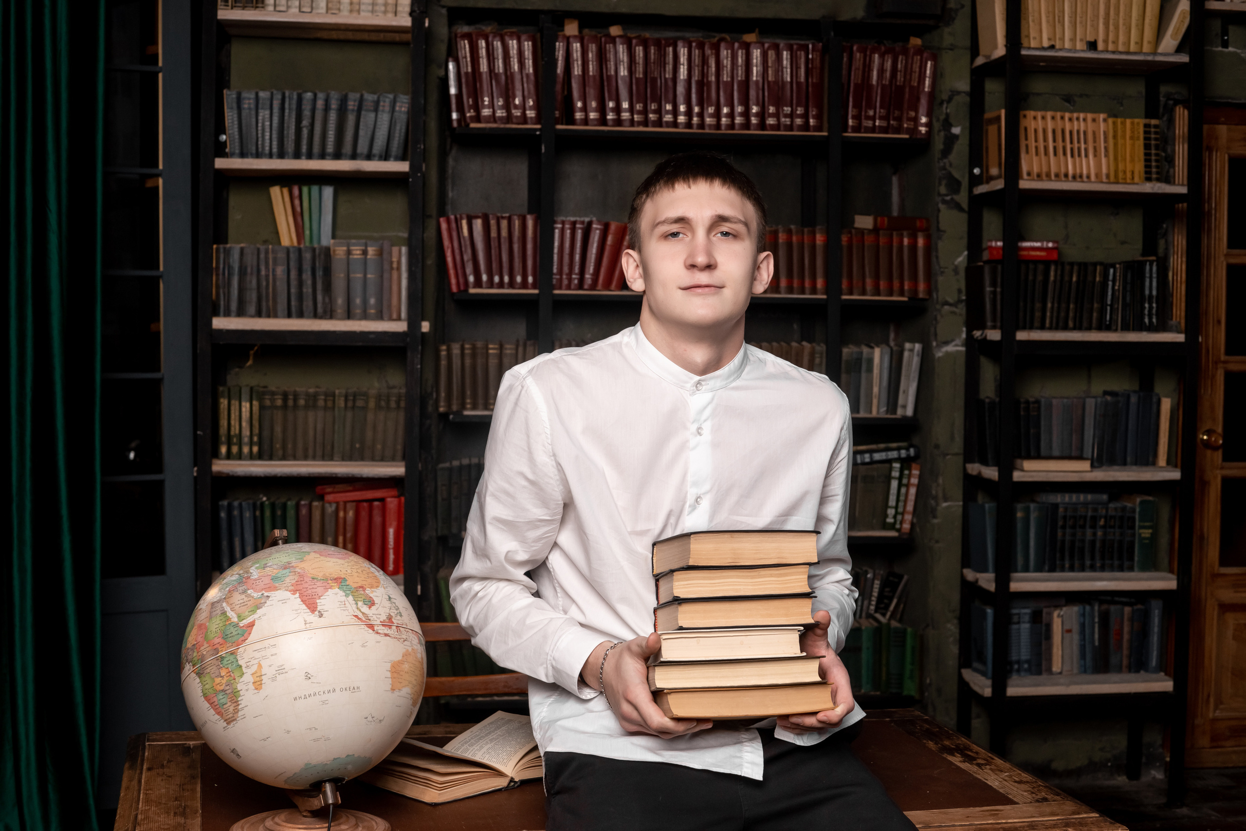 СТУДИЯ «Культура» сьемка для альбома СОШ 57 -11кл. Ольга Плаксина фотограф в Саратове