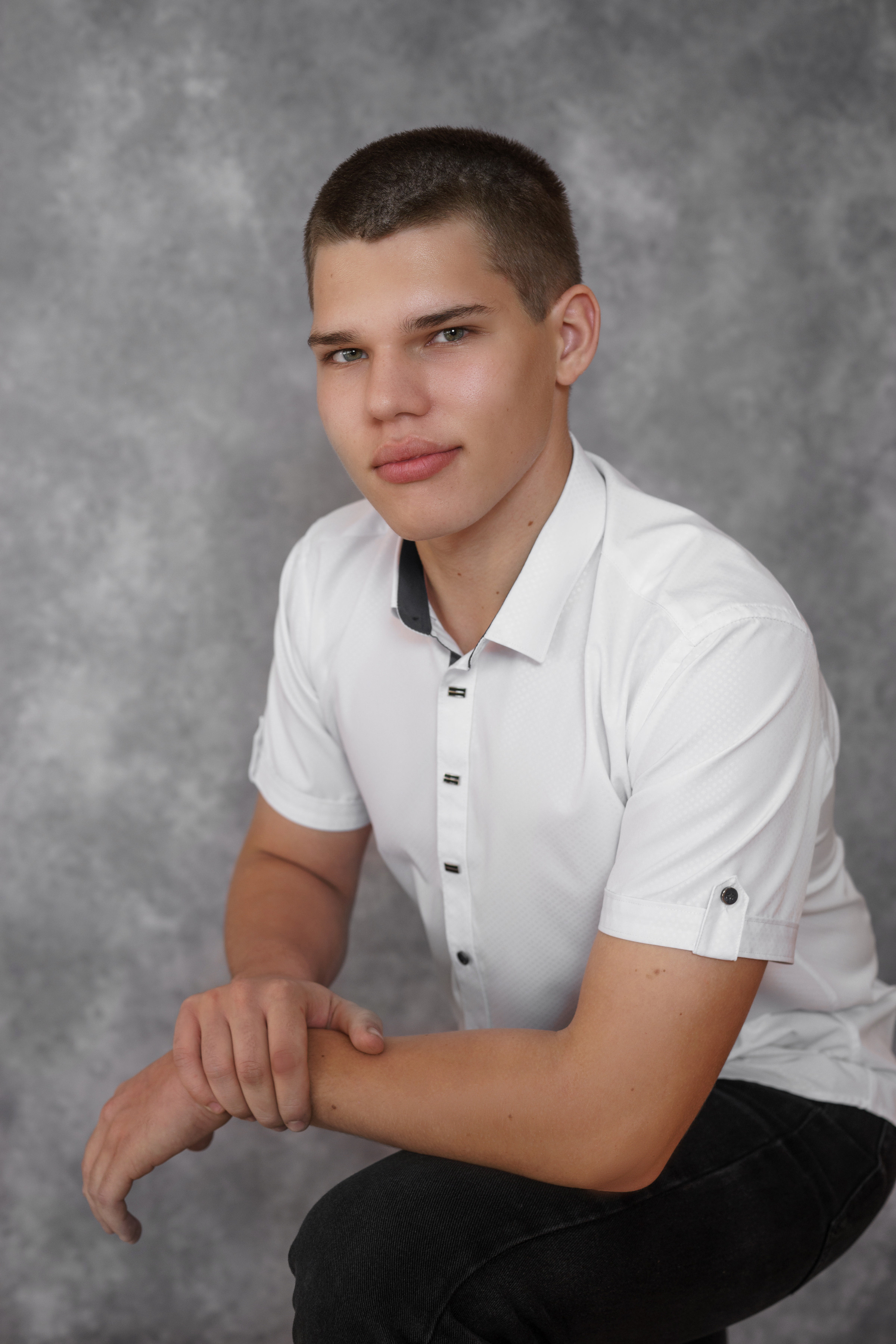 11 класс- СОШ 8 — выпуск 2022 — съёмка для альбома. Ольга Плаксина фотограф в Саратове