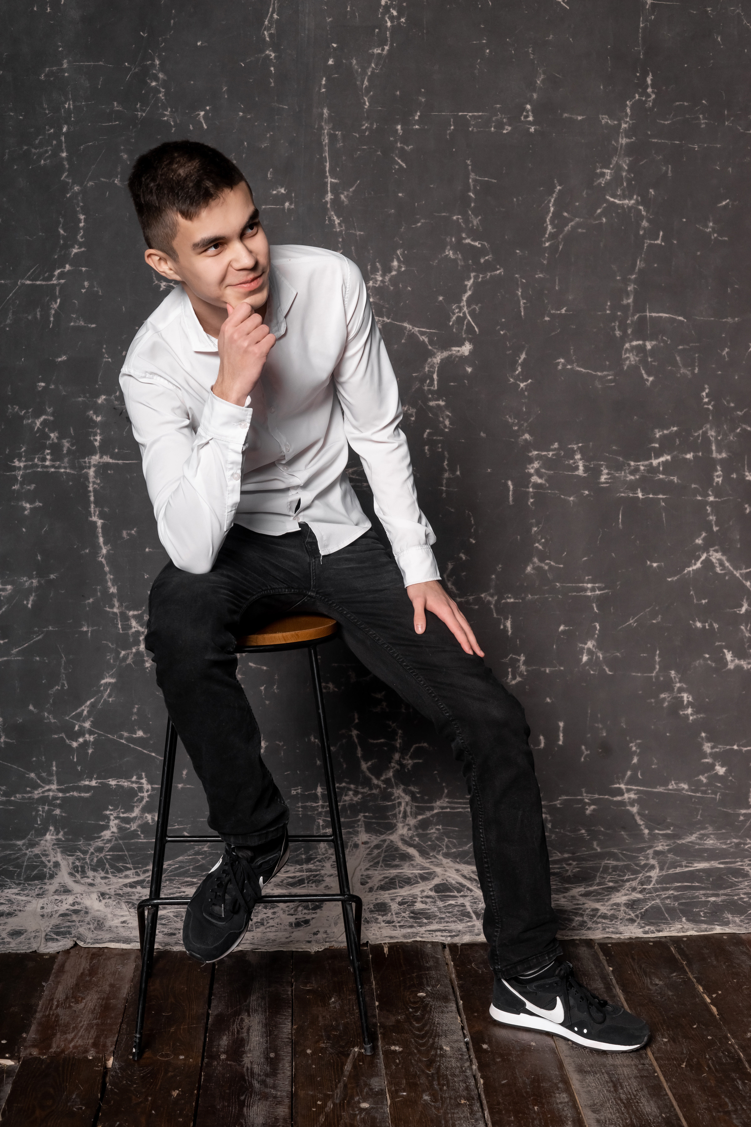 СТУДИЯ «Культура» сьемка для альбома СОШ 57 -11кл. Ольга Плаксина фотограф в Саратове