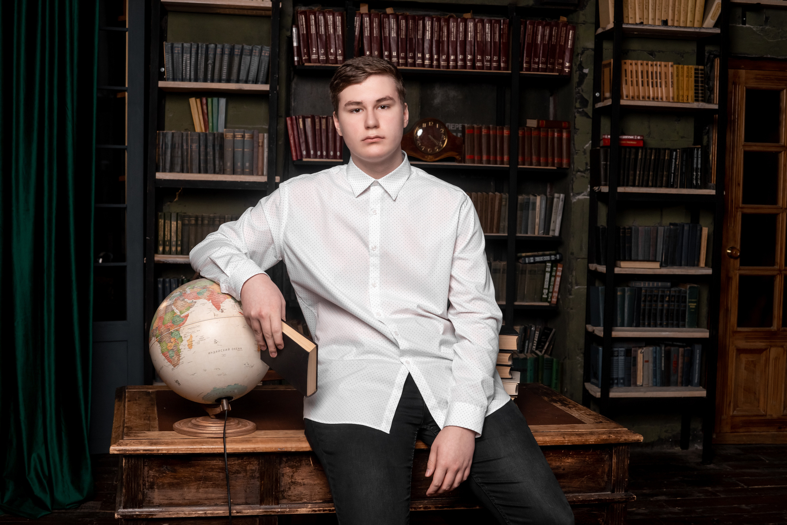 СТУДИЯ «Культура» сьемка для альбома СОШ 57 -11кл. Ольга Плаксина фотограф в Саратове