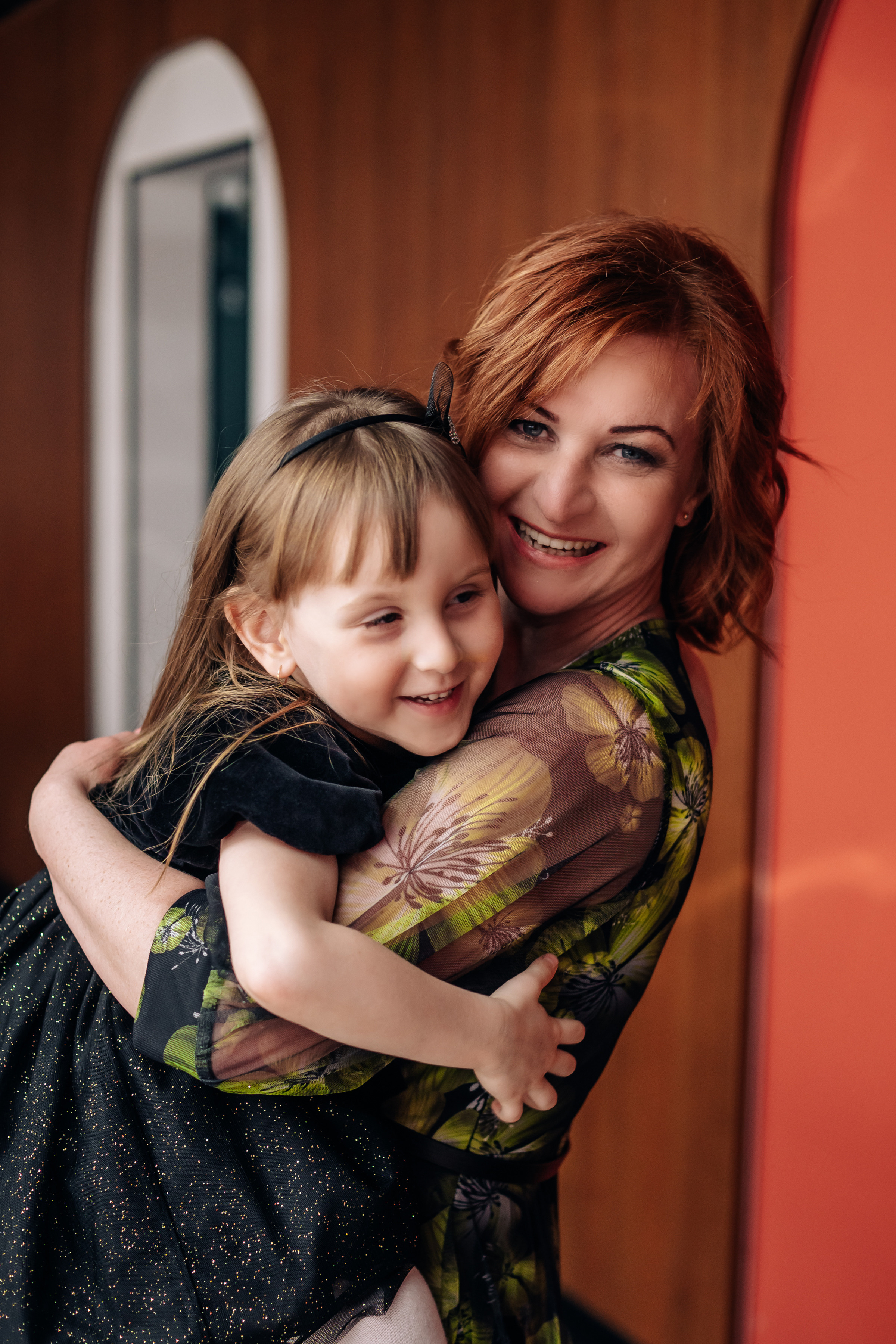 Мама с дочкой , семейная сьемка. Ольга Плаксина фотограф в Саратове