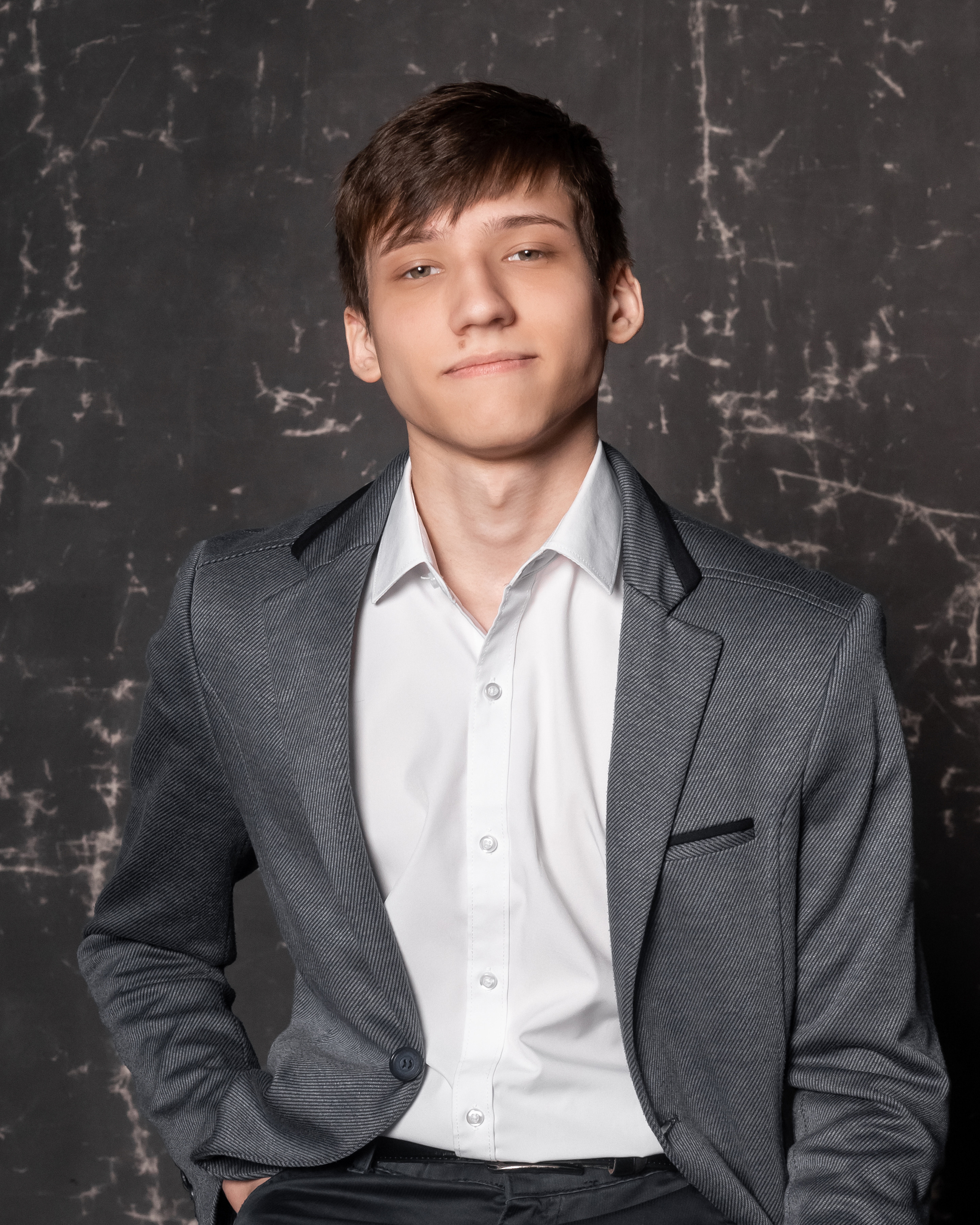 СТУДИЯ «Культура» сьемка для альбома СОШ 57 -11кл. Ольга Плаксина фотограф в Саратове