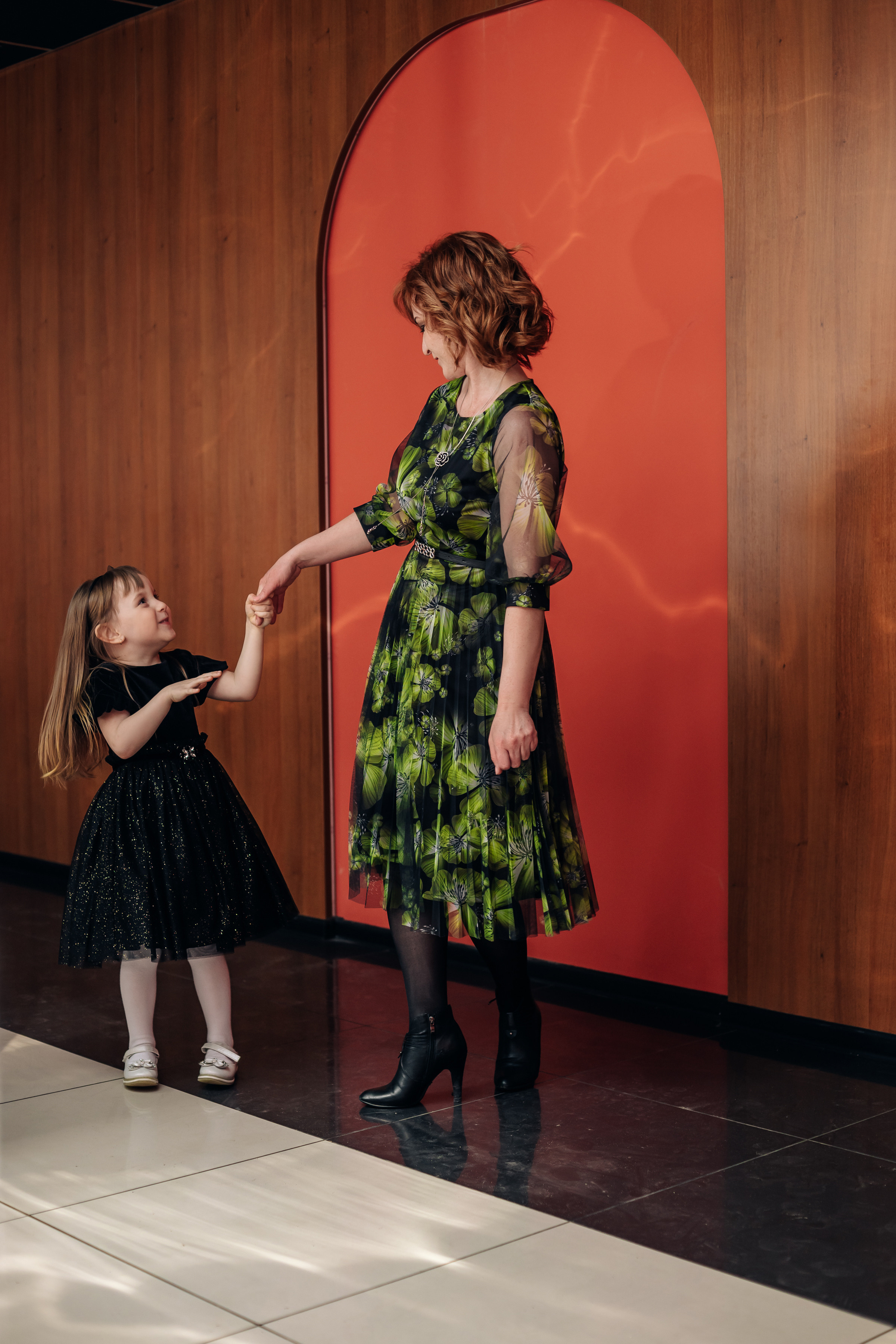 Мама с дочкой , семейная сьемка. Ольга Плаксина фотограф в Саратове