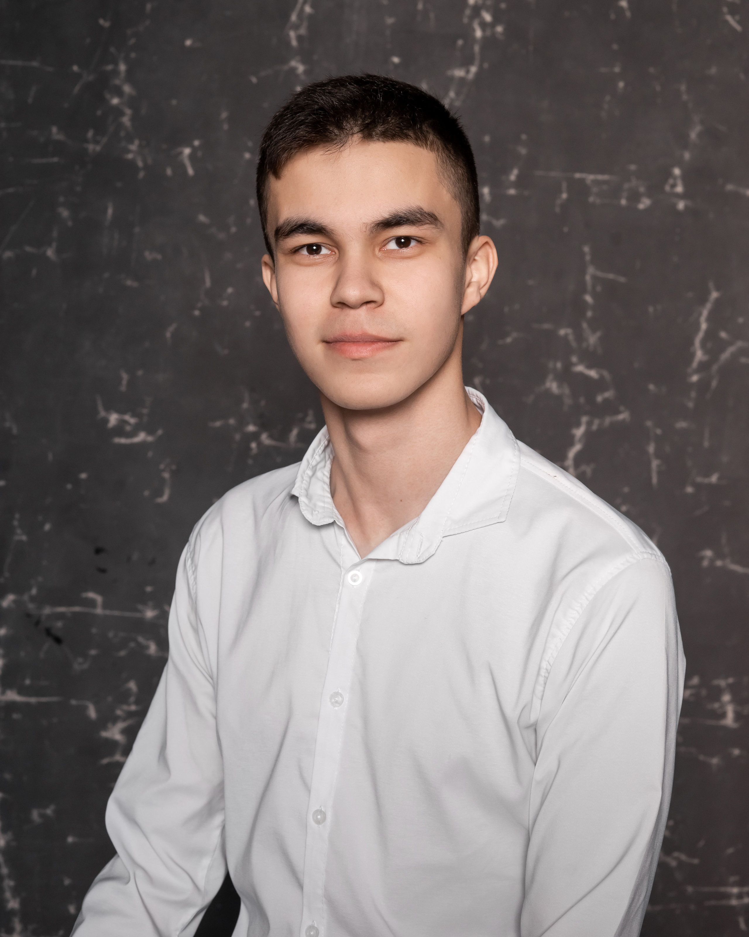 СТУДИЯ «Культура» сьемка для альбома СОШ 57 -11кл. Ольга Плаксина фотограф в Саратове