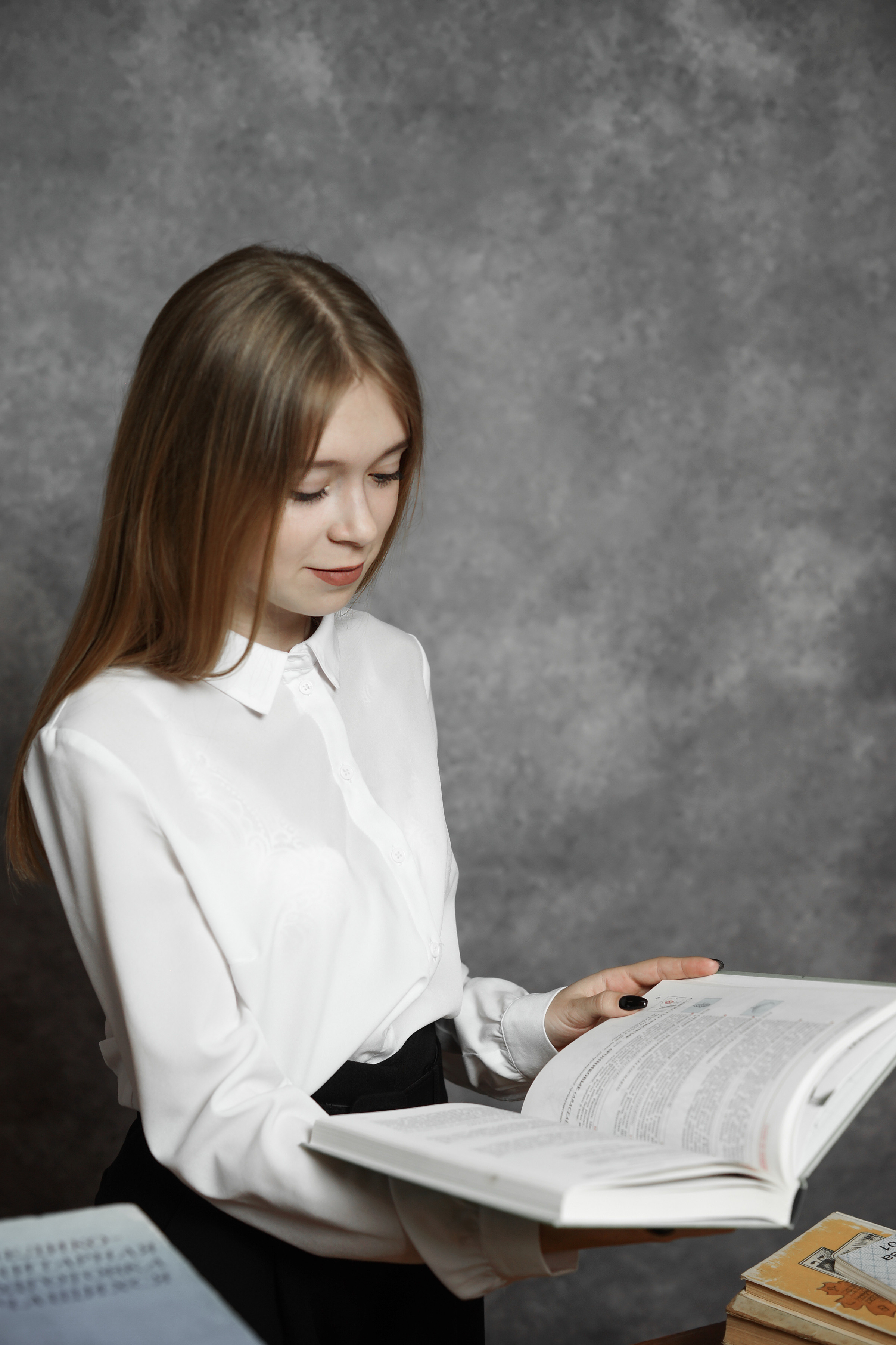 11 класс- СОШ 8 — выпуск 2022 — съёмка для альбома. Ольга Плаксина фотограф в Саратове