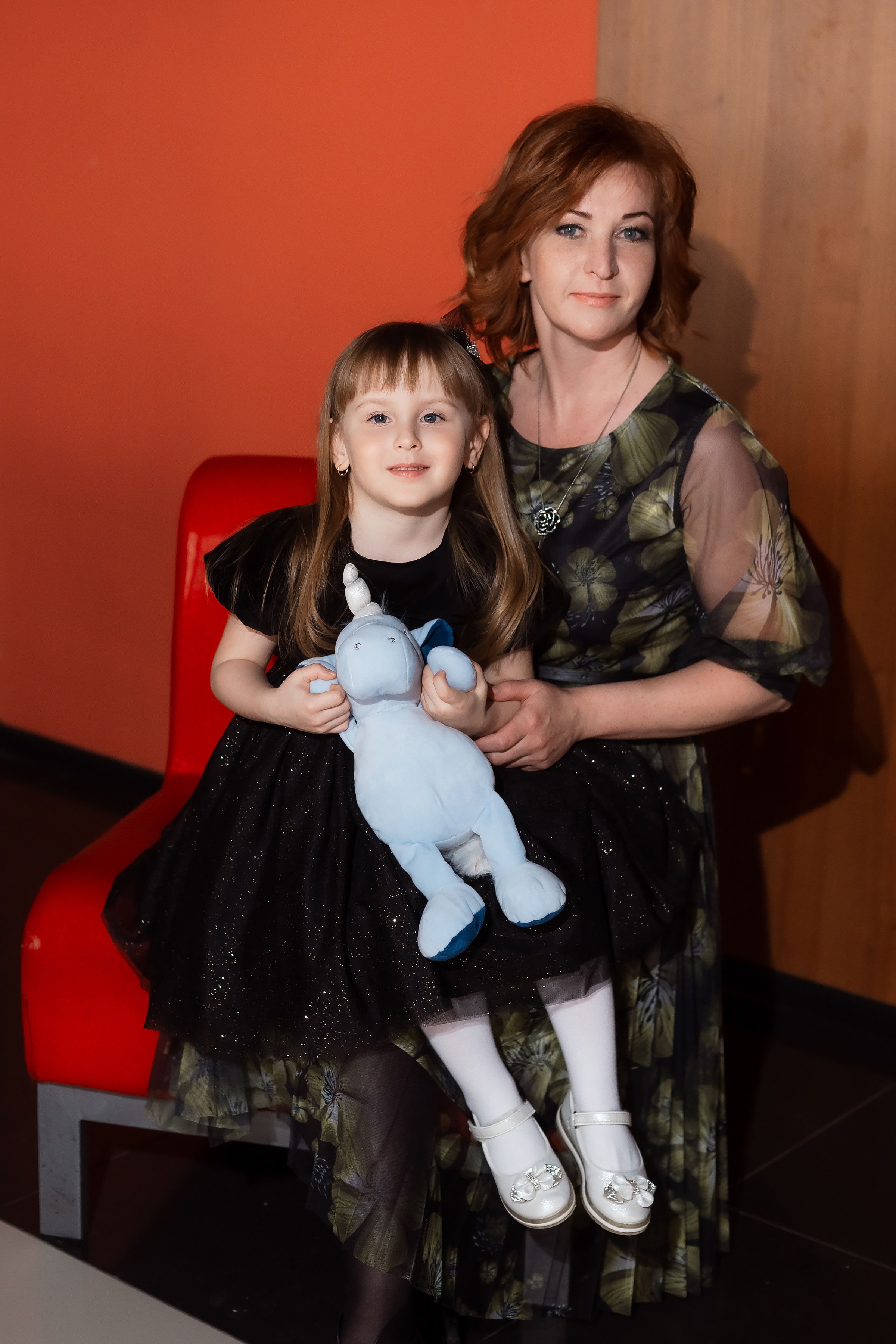 Мама с дочкой , семейная сьемка. Ольга Плаксина фотограф в Саратове