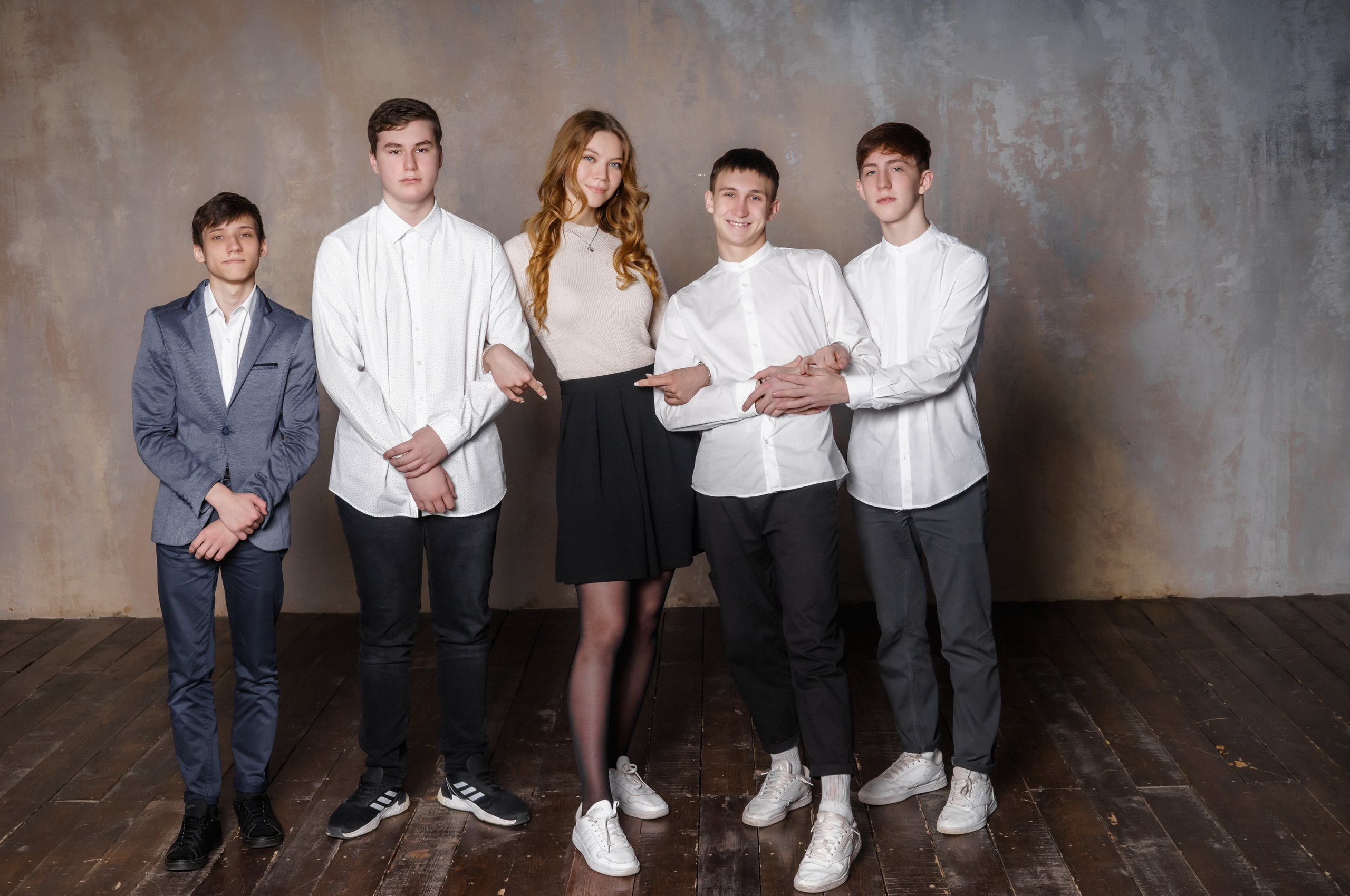 СТУДИЯ «Культура» сьемка для альбома СОШ 57 -11кл. Ольга Плаксина фотограф в Саратове