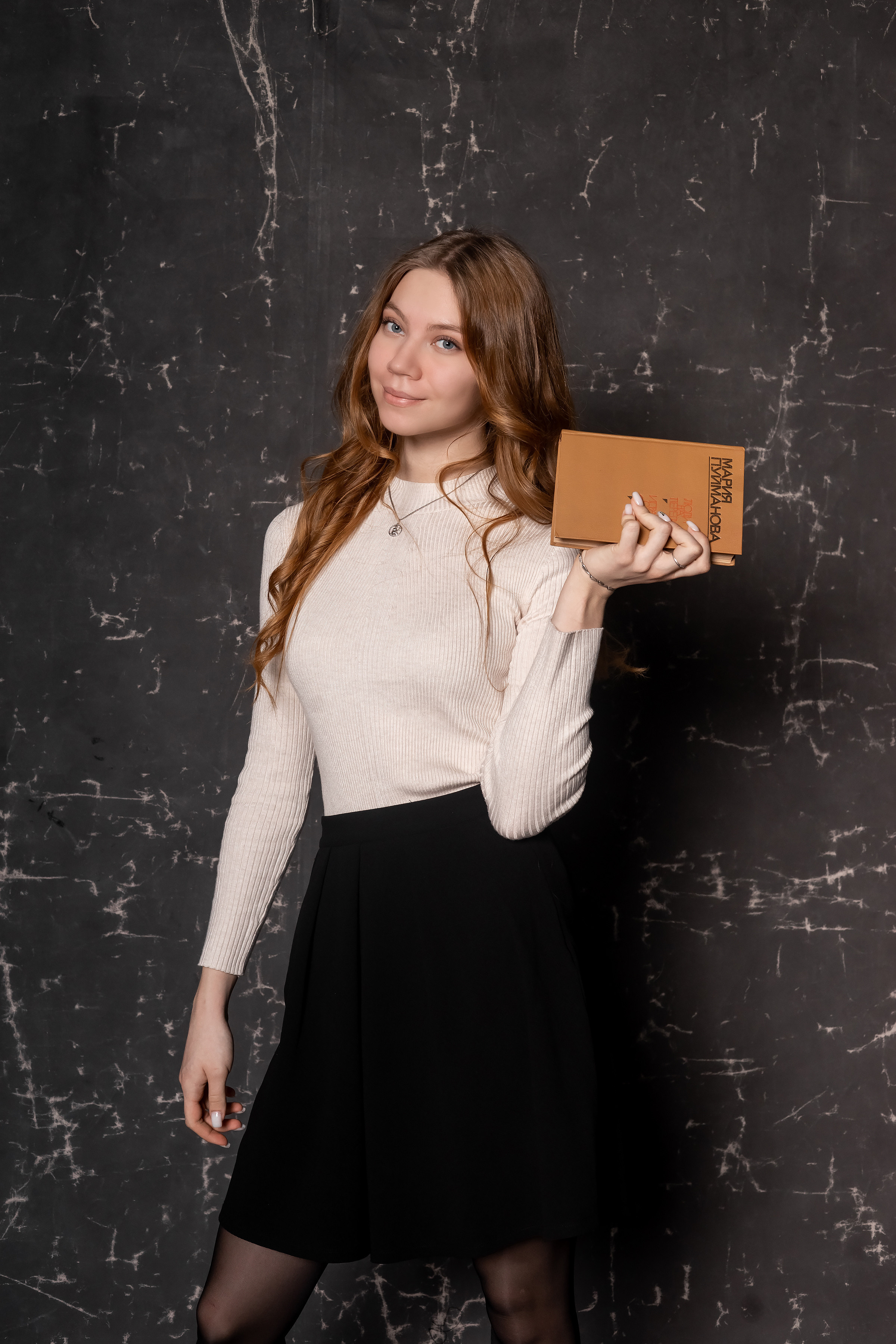 СТУДИЯ «Культура» сьемка для альбома СОШ 57 -11кл. Ольга Плаксина фотограф в Саратове