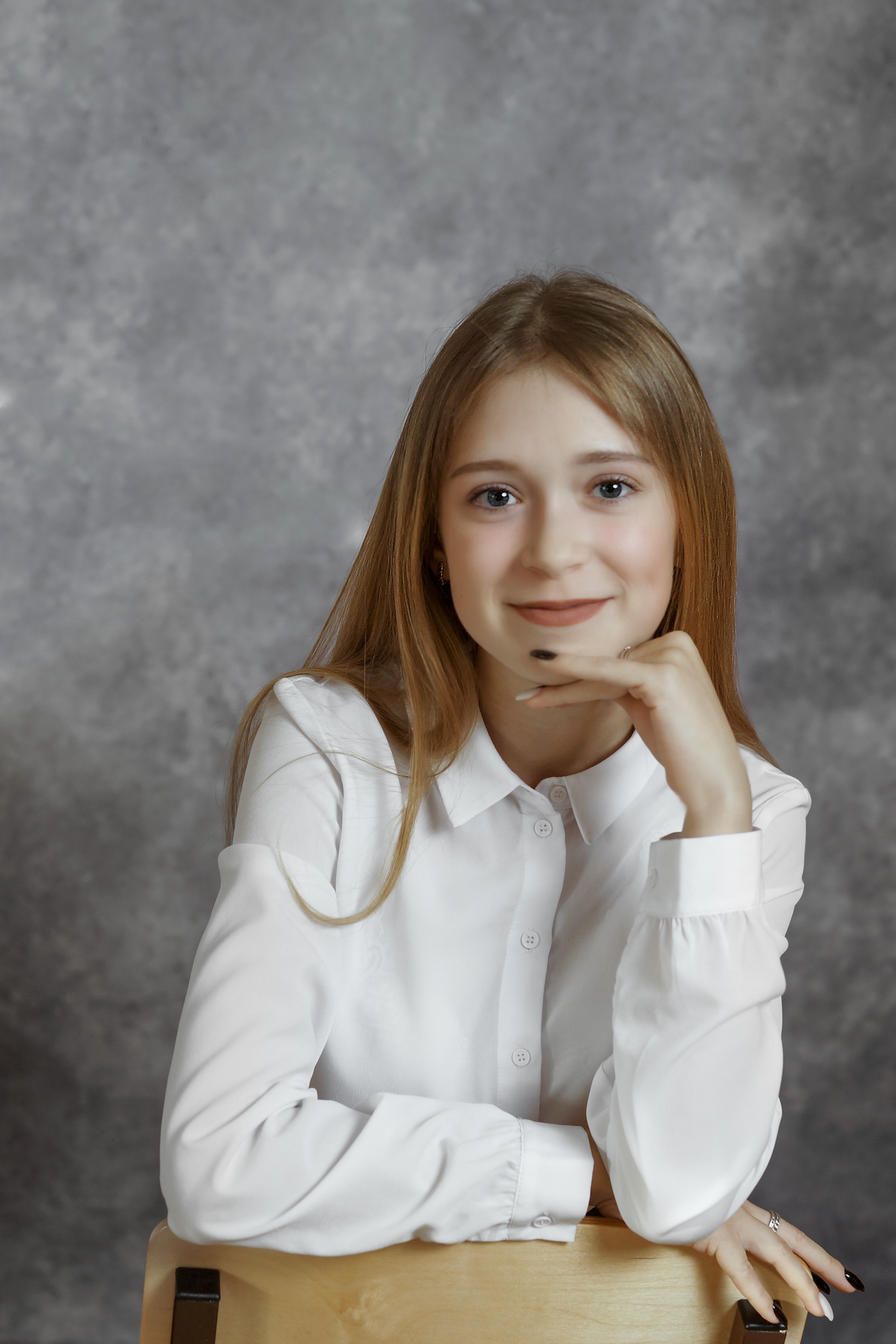 11 класс- СОШ 8 — выпуск 2022 — съёмка для альбома. Ольга Плаксина фотограф в Саратове