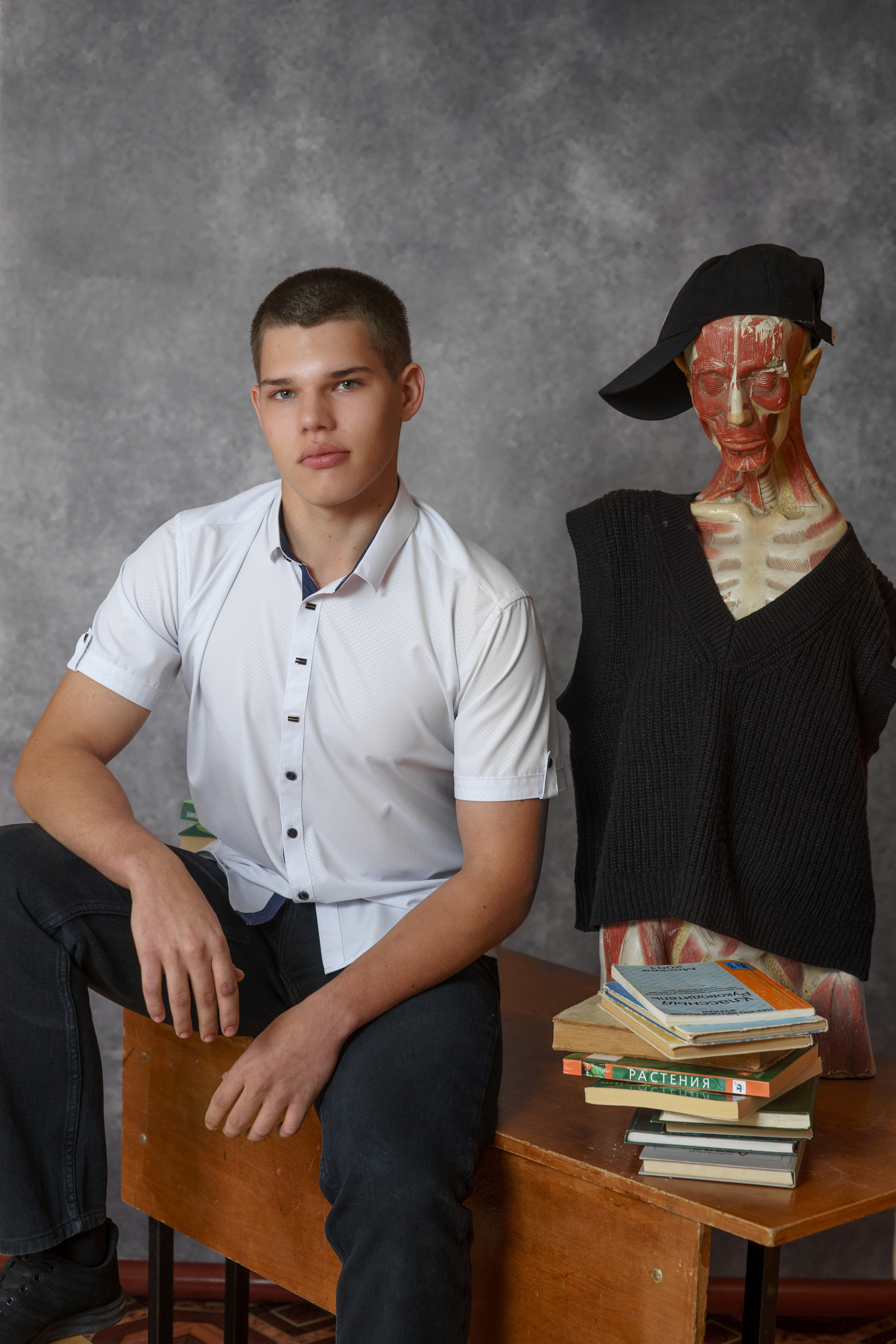 11 класс- СОШ 8 — выпуск 2022 — съёмка для альбома. Ольга Плаксина фотограф в Саратове