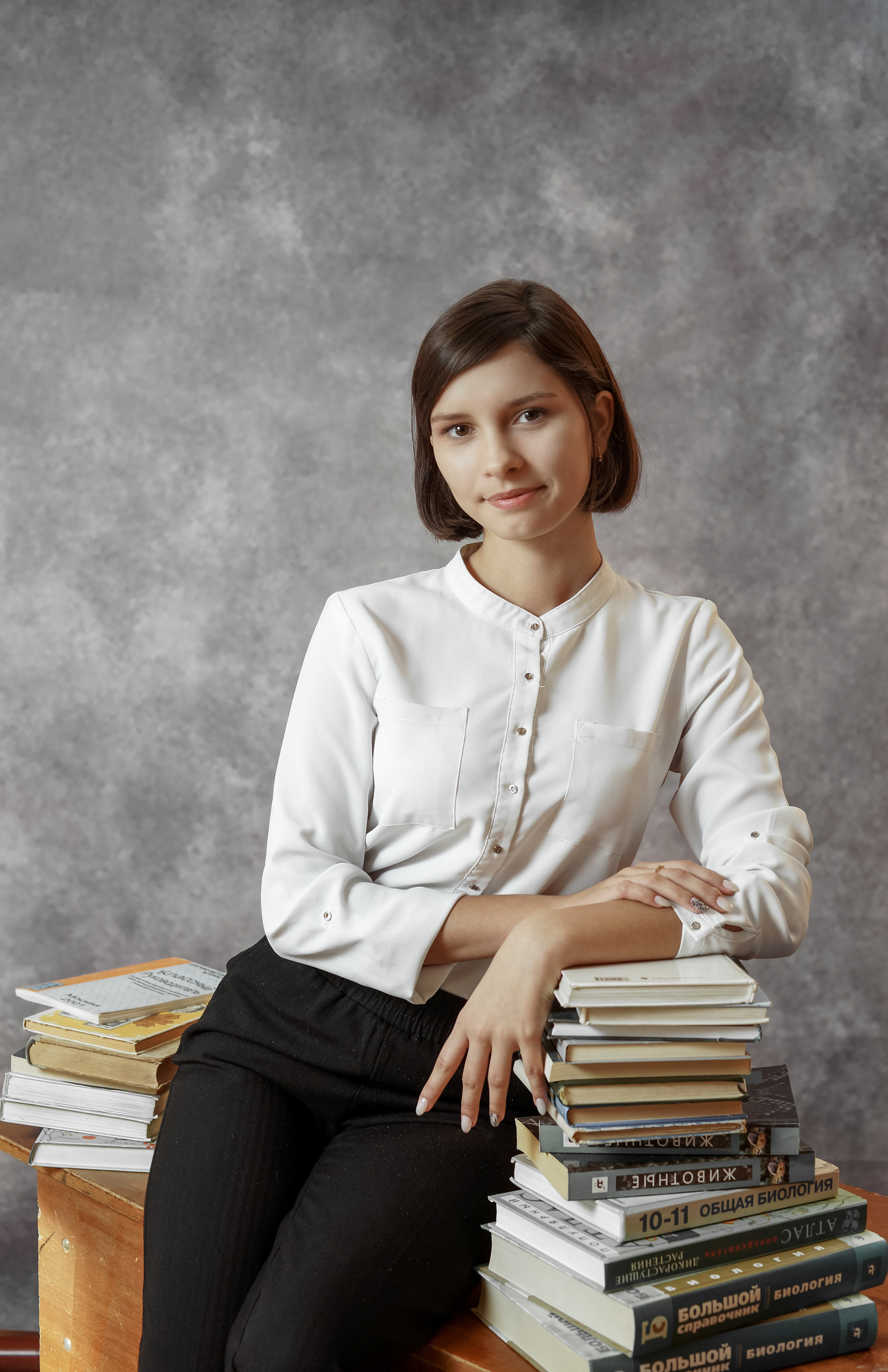 11 класс- СОШ 8 — выпуск 2022 — съёмка для альбома. Ольга Плаксина фотограф в Саратове