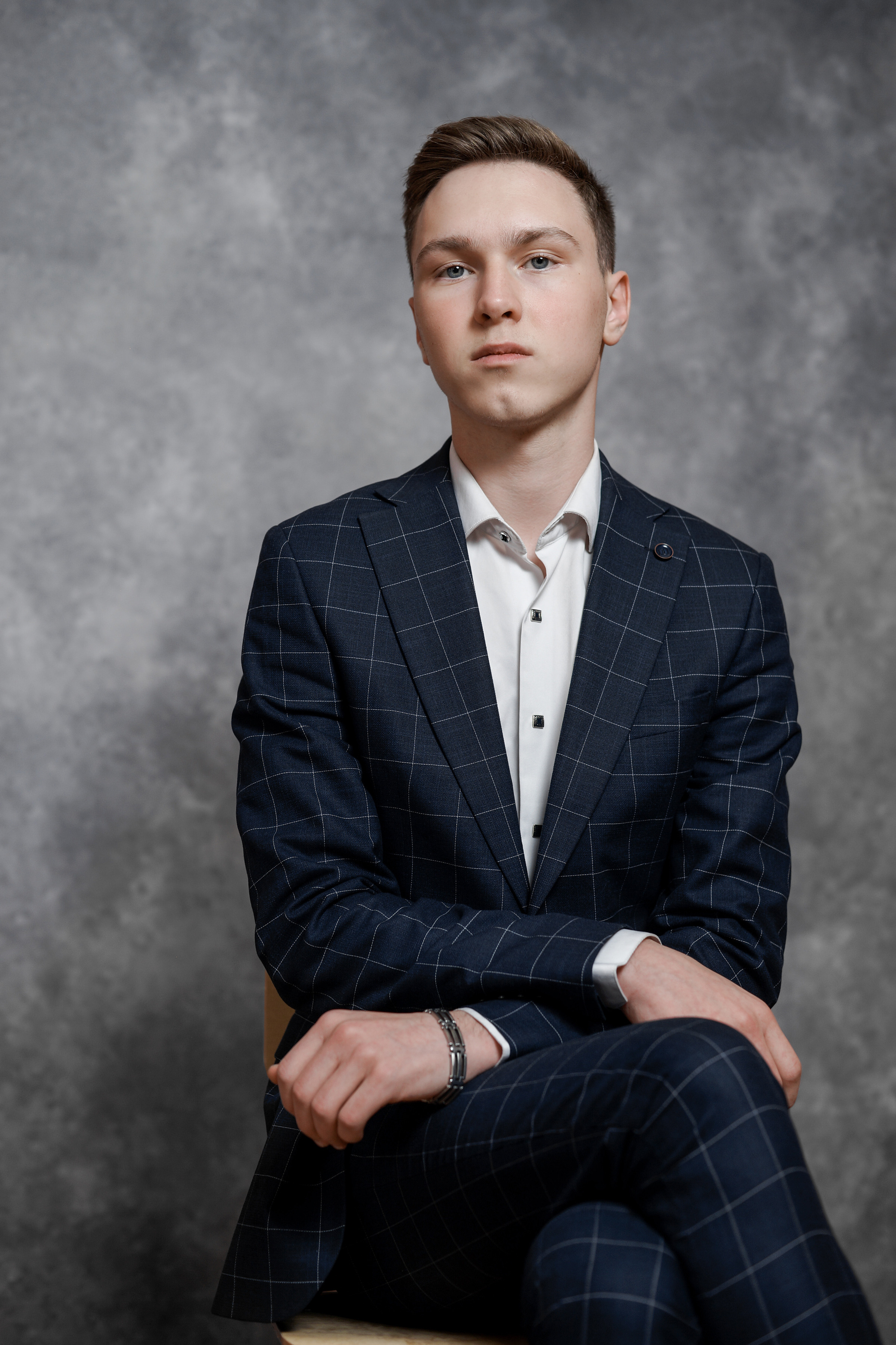 11 класс- СОШ 8 — выпуск 2022 — съёмка для альбома. Ольга Плаксина фотограф в Саратове