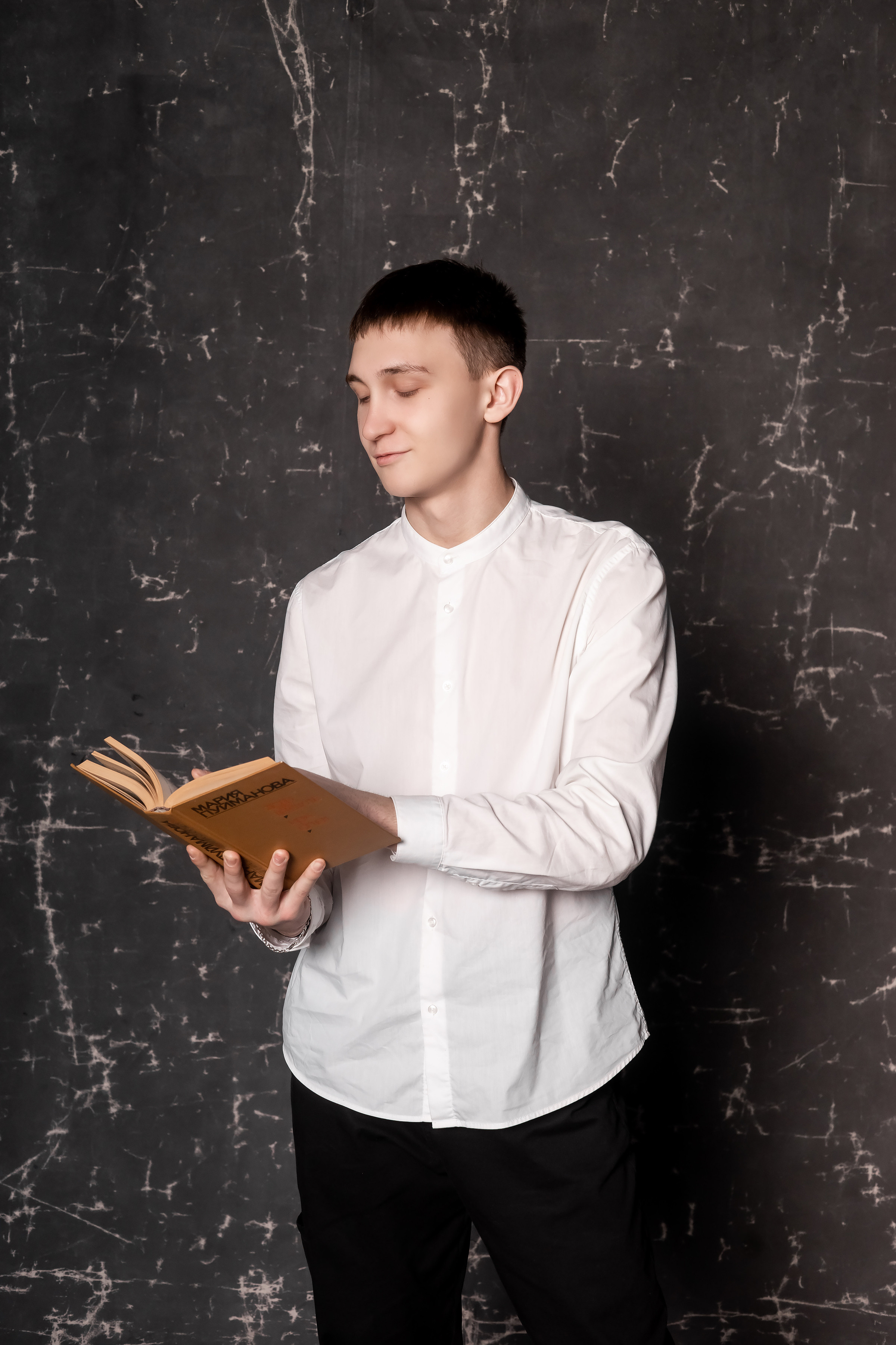 СТУДИЯ «Культура» сьемка для альбома СОШ 57 -11кл. Ольга Плаксина фотограф в Саратове