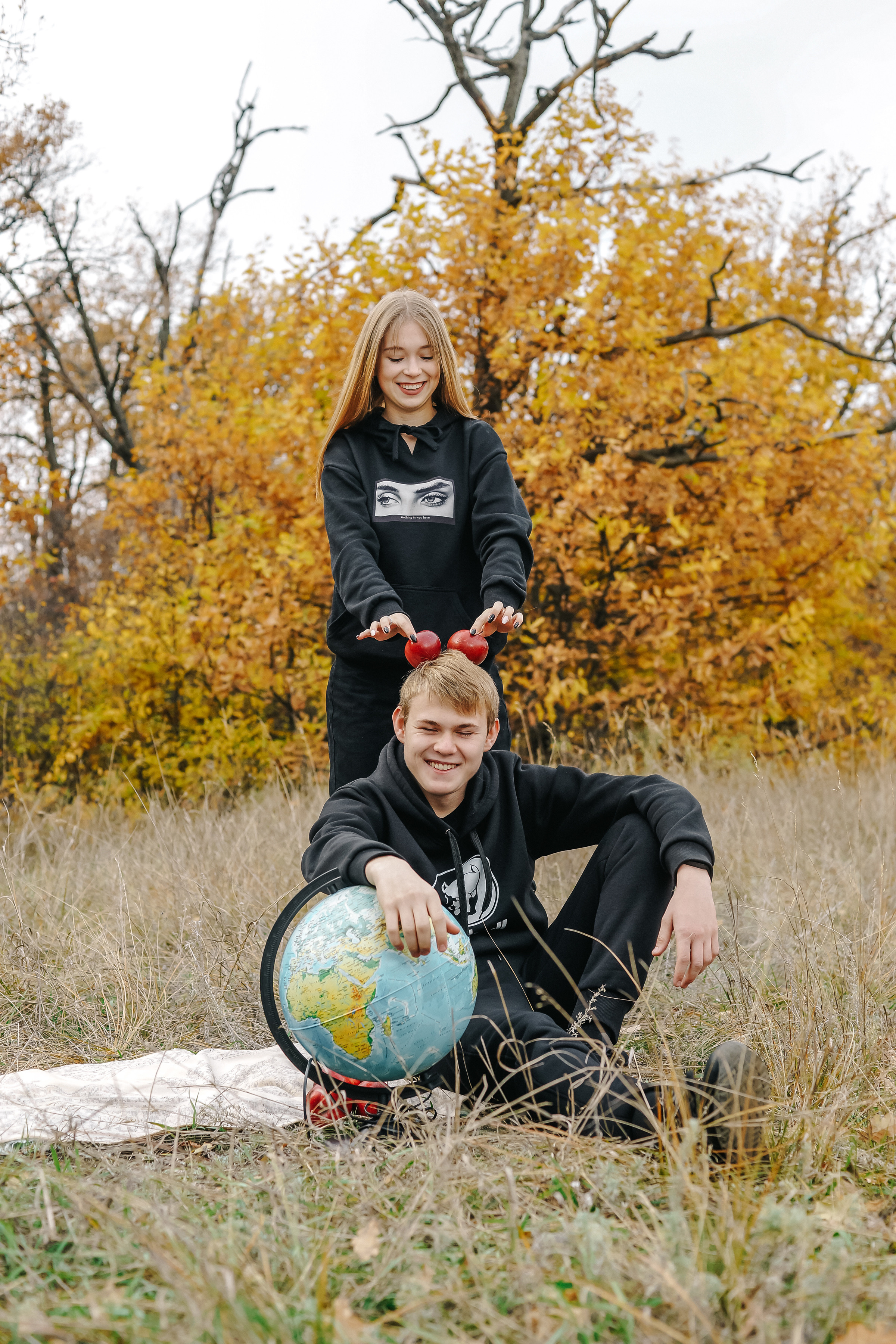 11 класс- СОШ 8 — выпуск 2022 — съёмка для альбома. Ольга Плаксина фотограф в Саратове