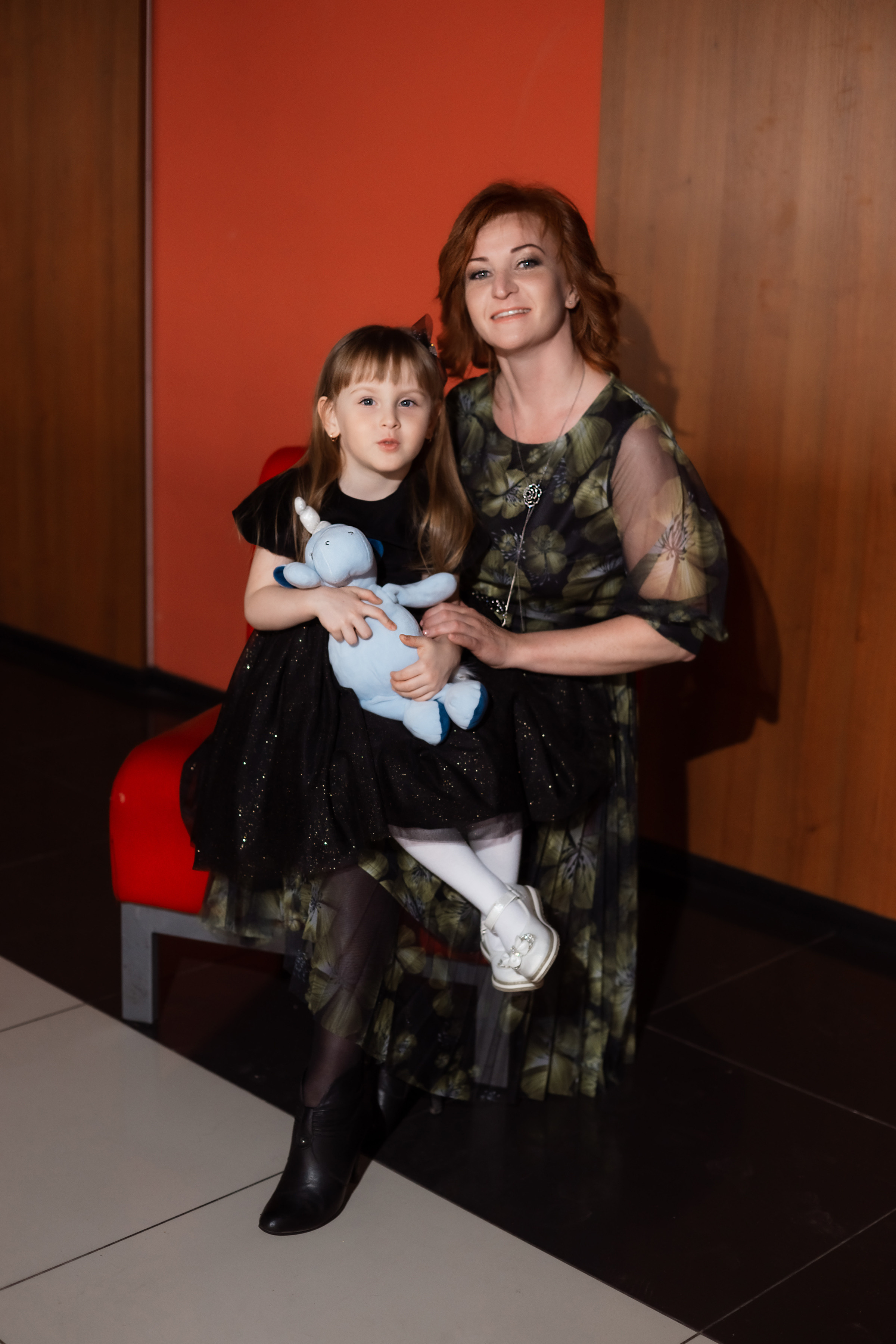 Мама с дочкой , семейная сьемка. Ольга Плаксина фотограф в Саратове