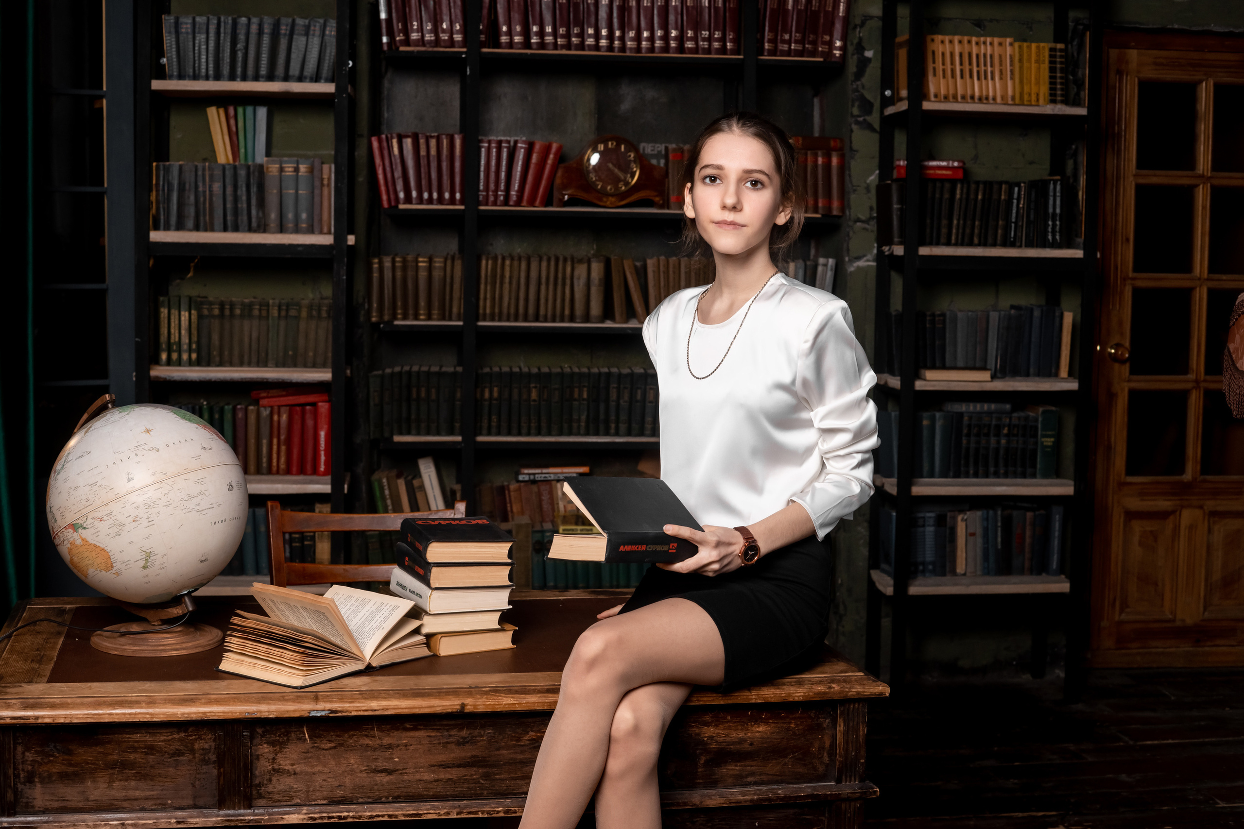 СТУДИЯ «Культура» сьемка для альбома СОШ 57 -11кл. Ольга Плаксина фотограф в Саратове