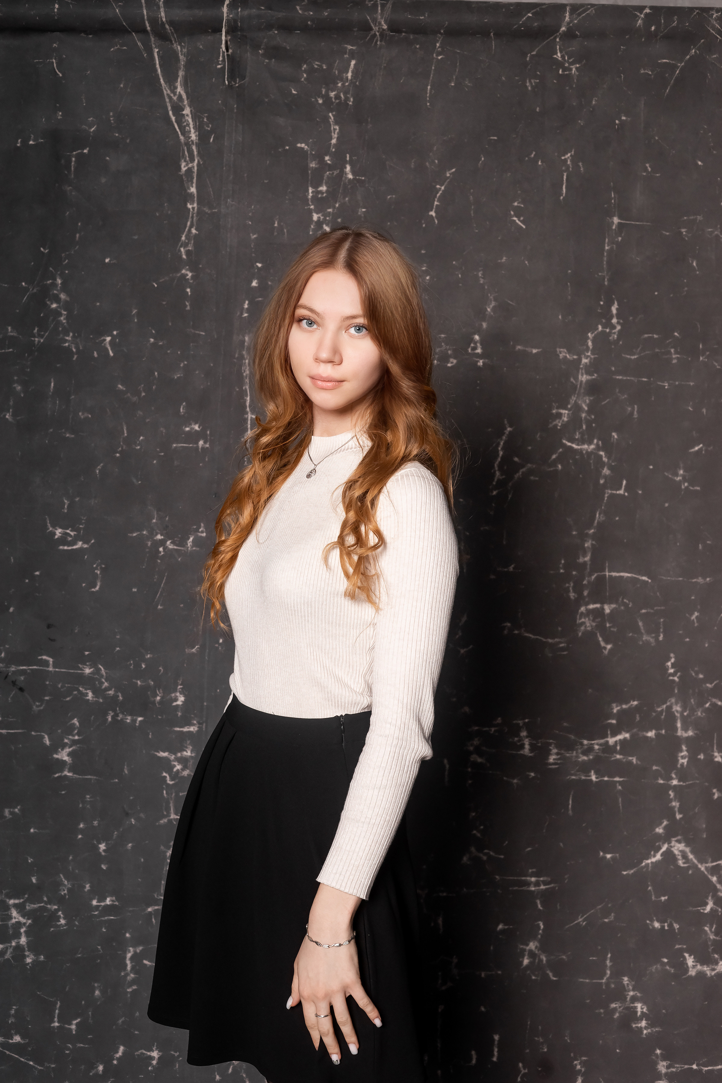 СТУДИЯ «Культура» сьемка для альбома СОШ 57 -11кл. Ольга Плаксина фотограф в Саратове