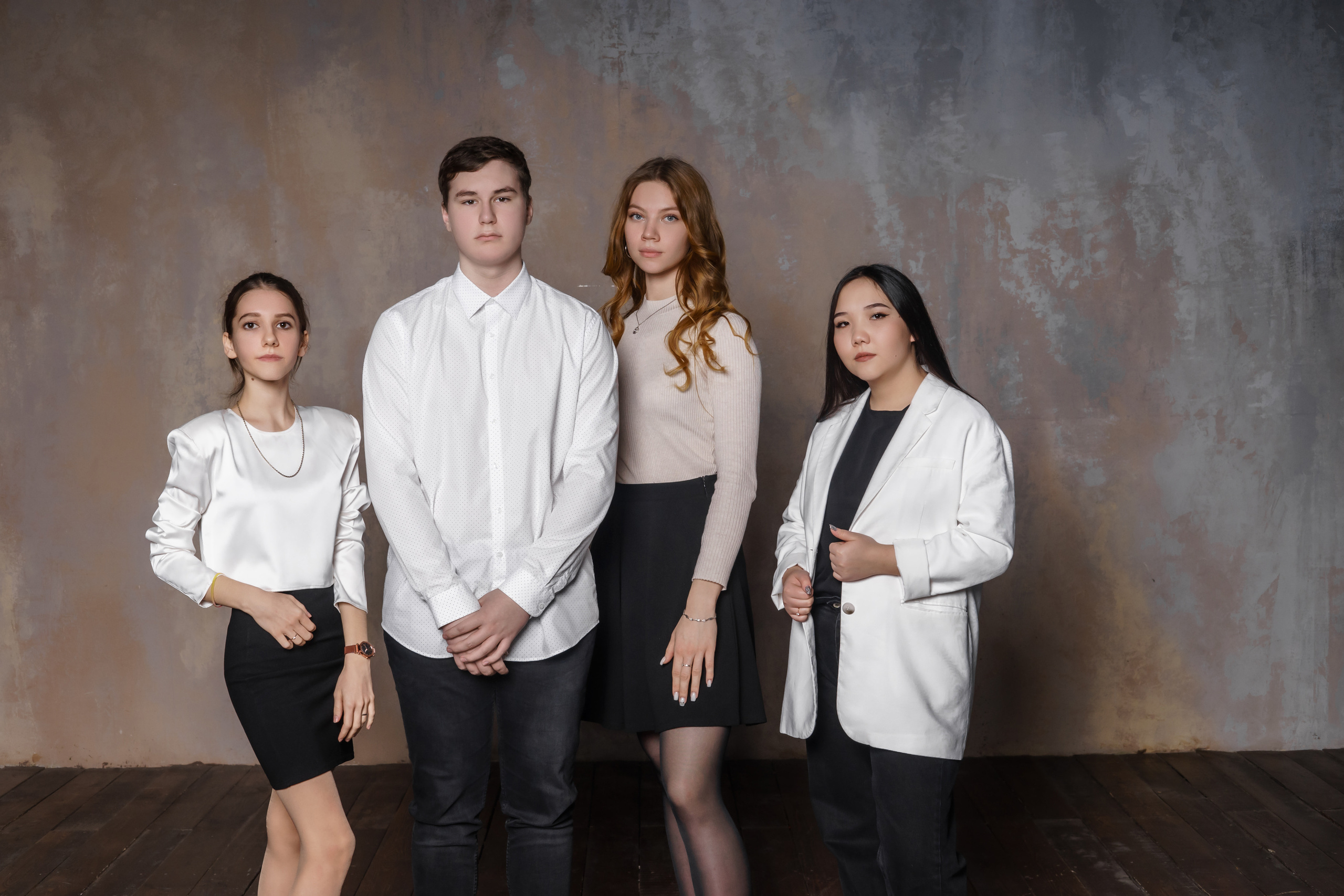 СТУДИЯ «Культура» сьемка для альбома СОШ 57 -11кл. Ольга Плаксина фотограф в Саратове