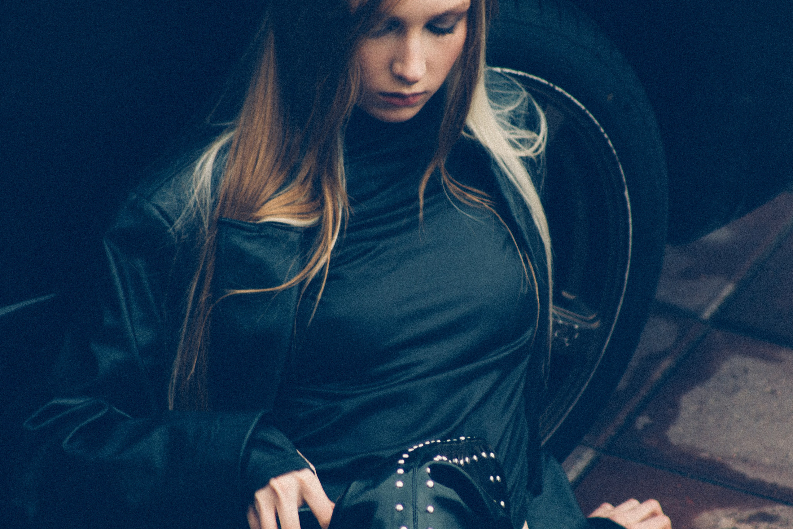 Синий токио. Портретный фотограф в москве вячеслав семиз