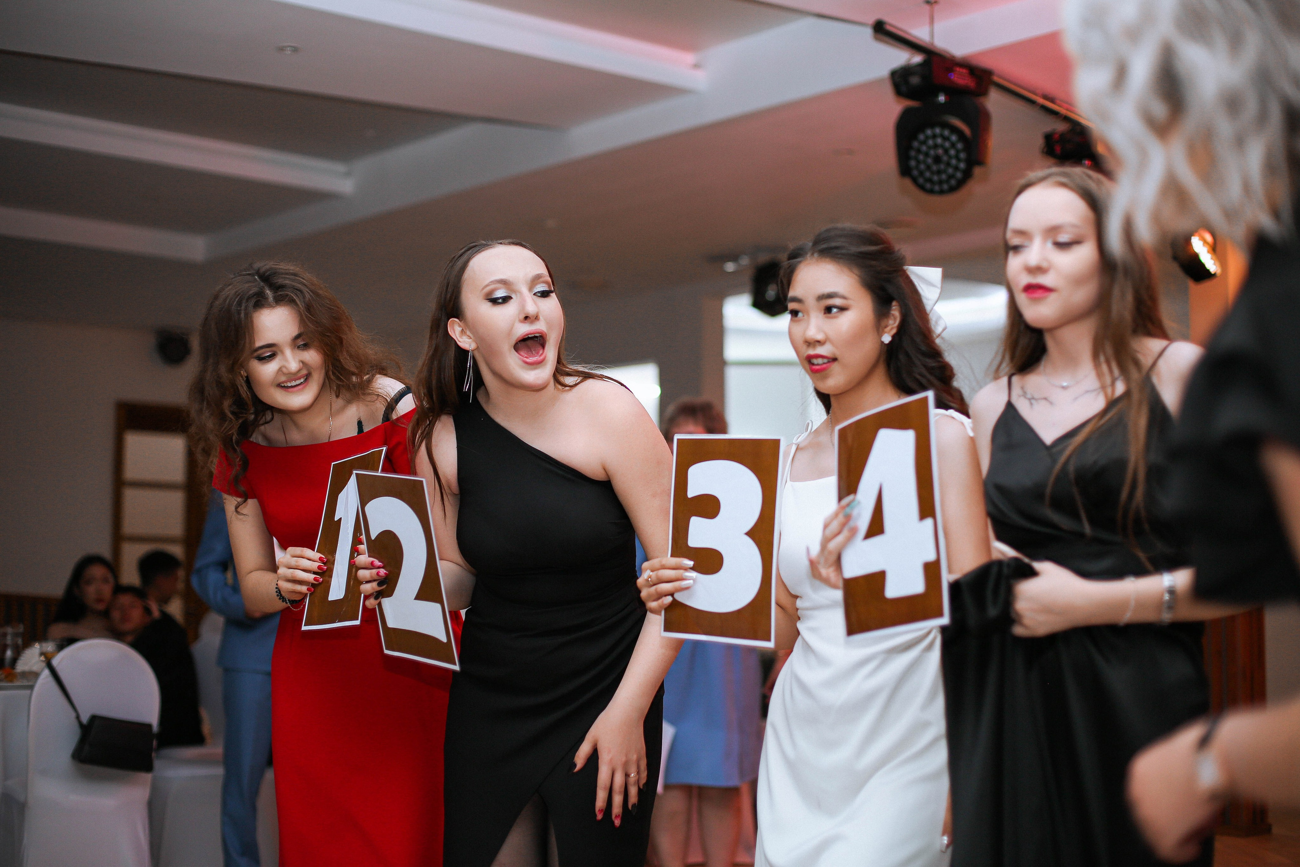 ВЫПУСКНОЙ 2024 | № 8. Свадебный и Школьный фотограф Улан-Удэ Бурятия Джулия Топоева Выпускные альбомы Фотограф на мероприятие