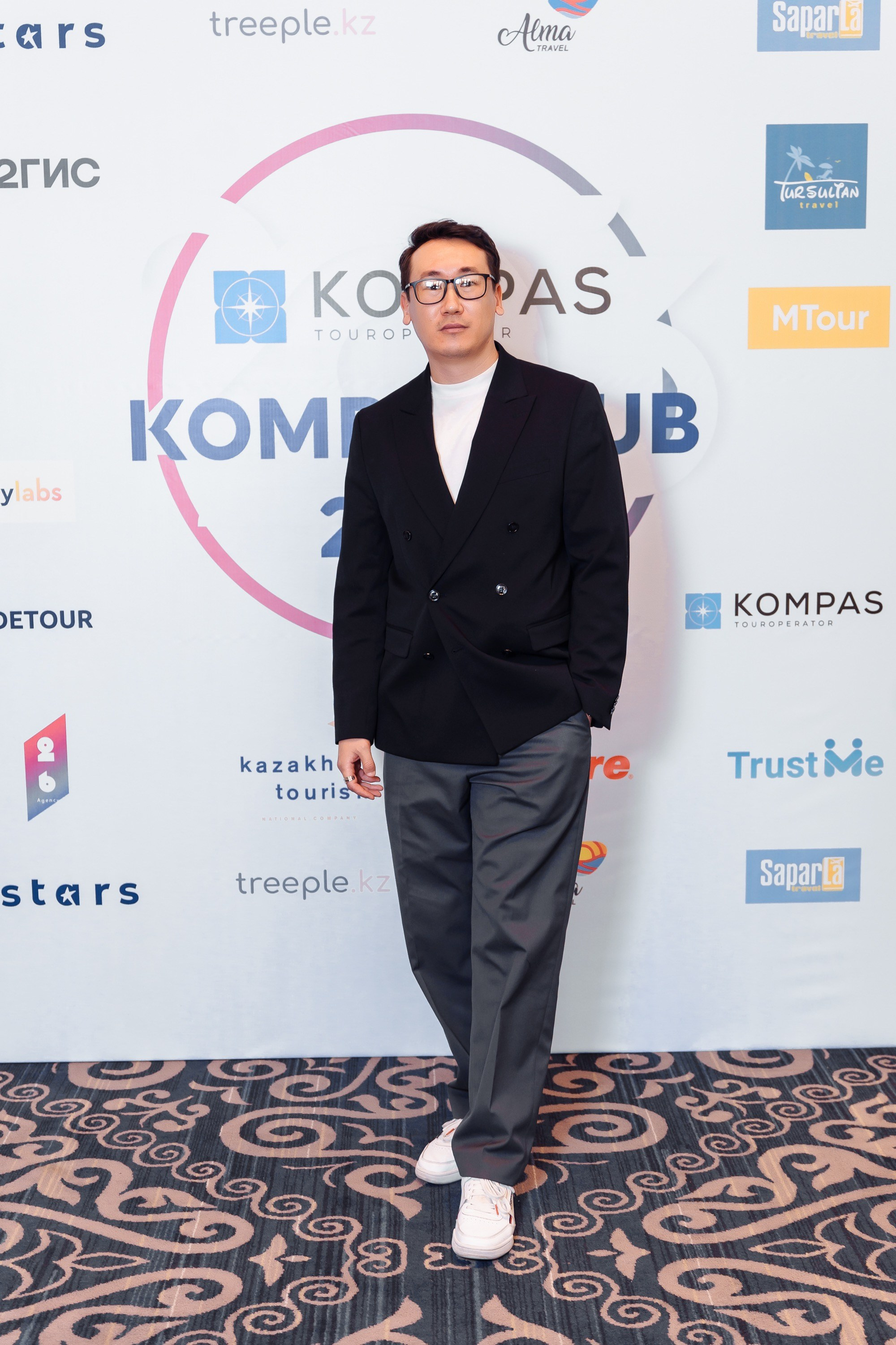 Kompas Hub в «St.Regis Astana». Профессиональный фотограф в городе Астана Копанев Данил