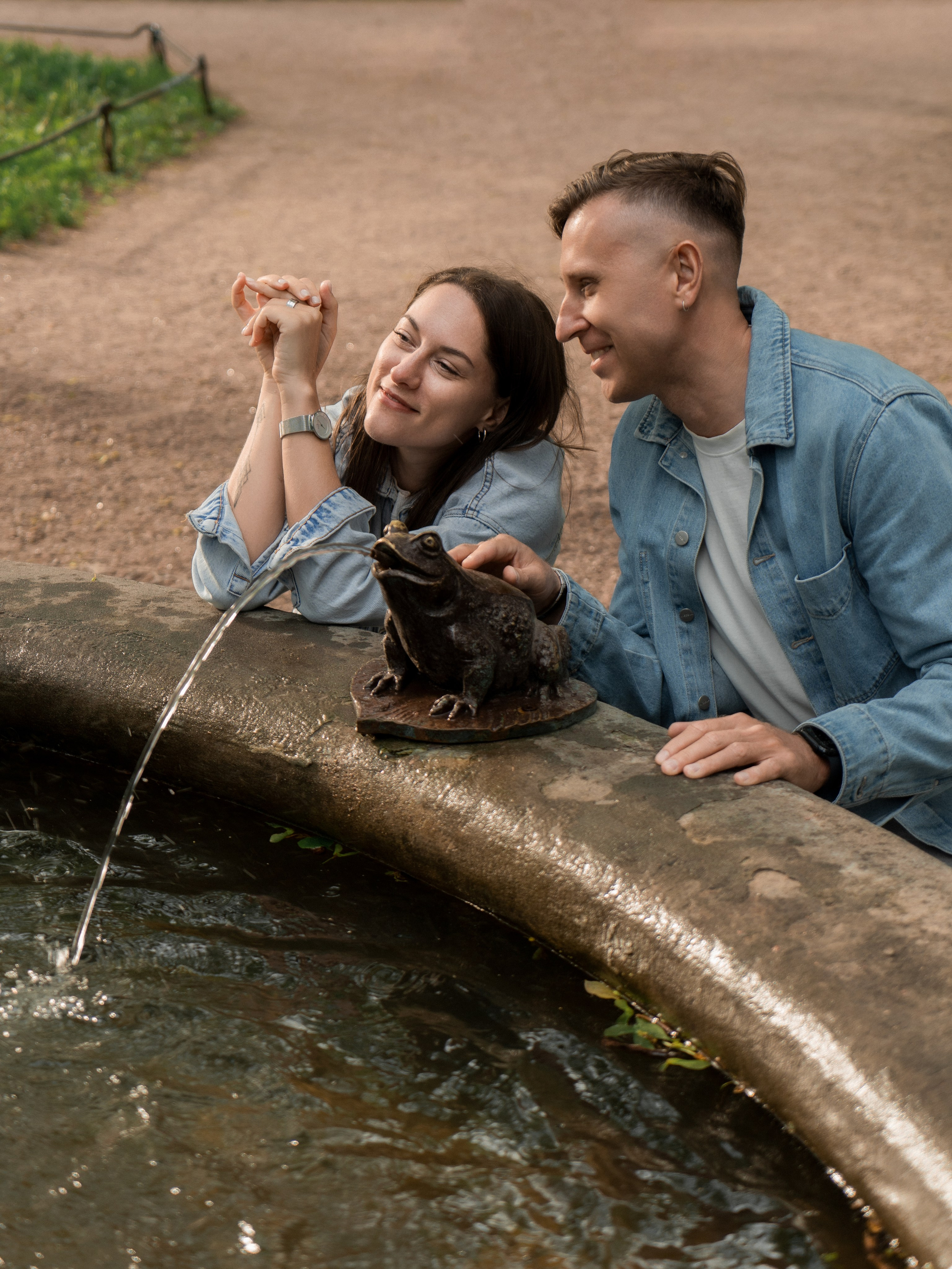 Фотосессия для пары на улицах Санкт-Петербурга (Love Story). Светлана Гопанюк. Портретный фотограф. Санкт-Петербург. СПб