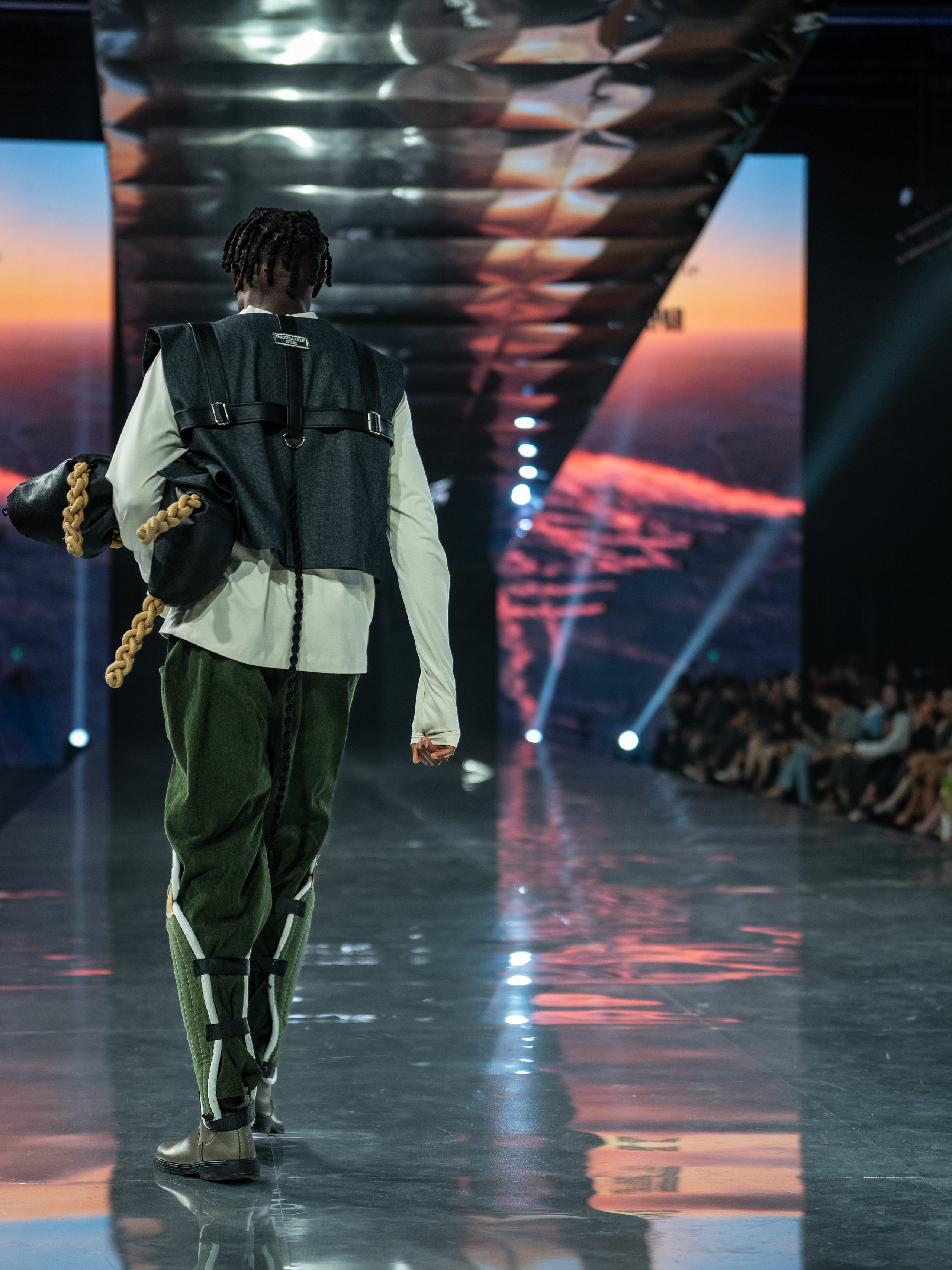 Visa Fashion Week Almaty Pre-Fall 2026 GAZHAIYIP. Сайт Алматинского НЮ АРТ, будуар и фэшн фотографа Дениса Карпенко