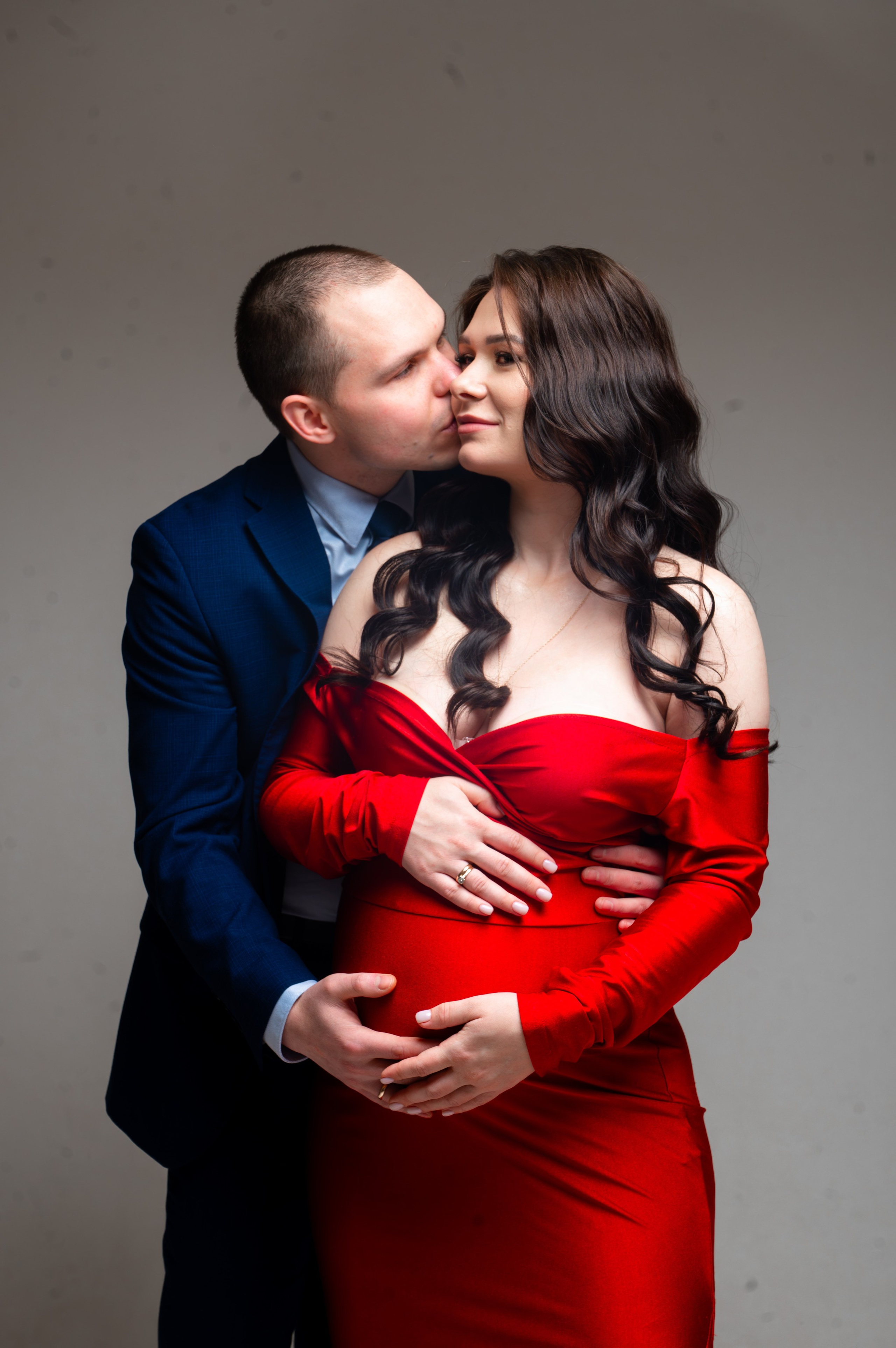 Фотосессия для беременных в студии г. Лобня. Семейный фотограф в Москве и Подмосковье Стася Рапницкая