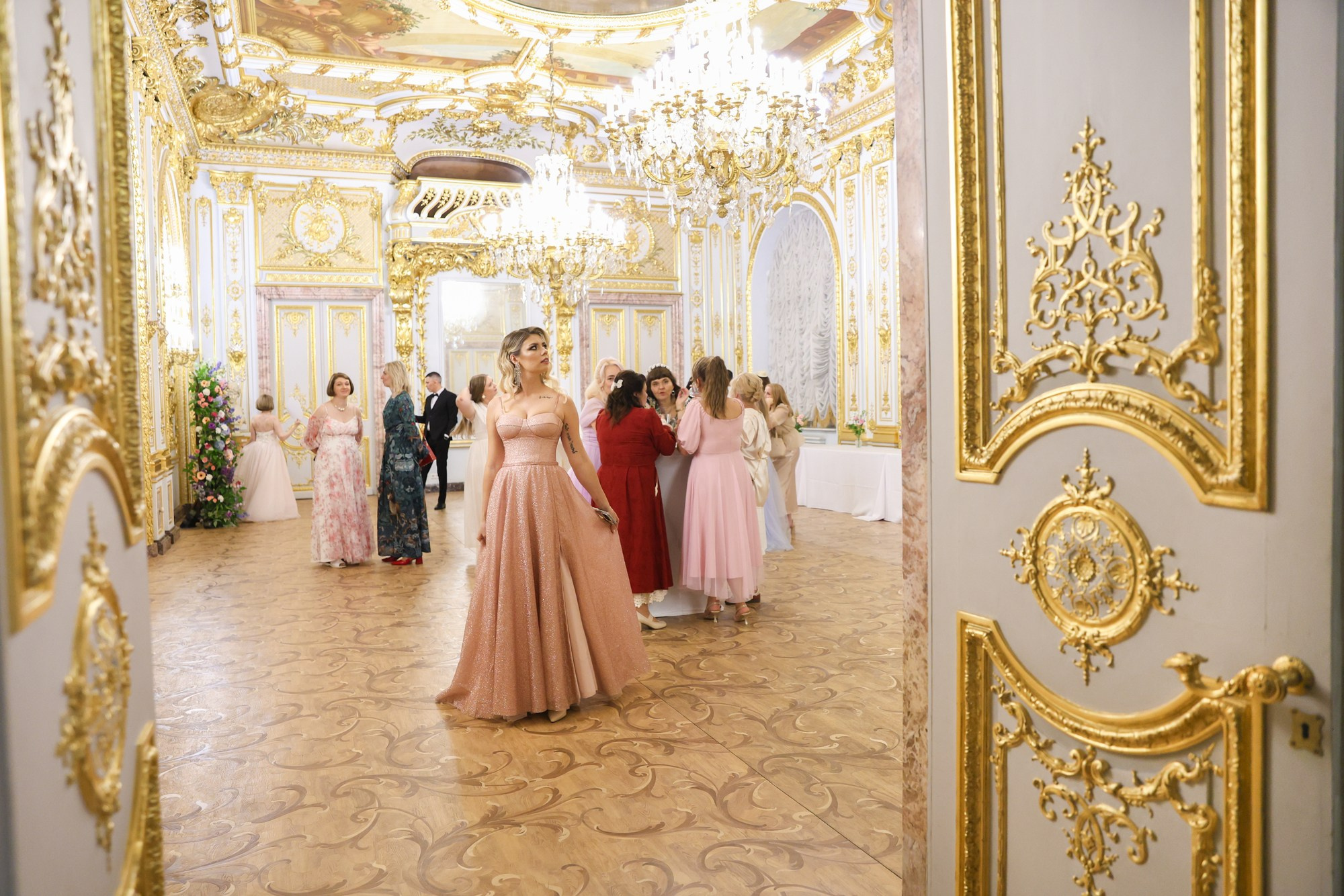 Бал на Неве. Фотограф Дарья Попова