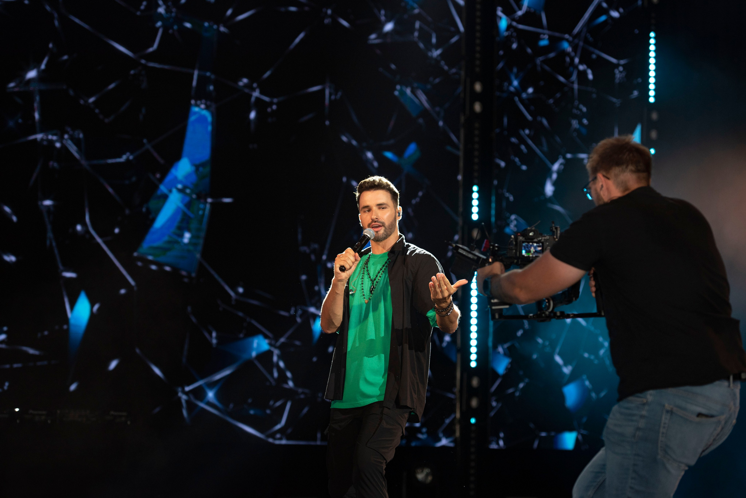 Фотограф на концерт. Свадебный, семейный, фэшн фотограф, школьный фотограф в Сочи