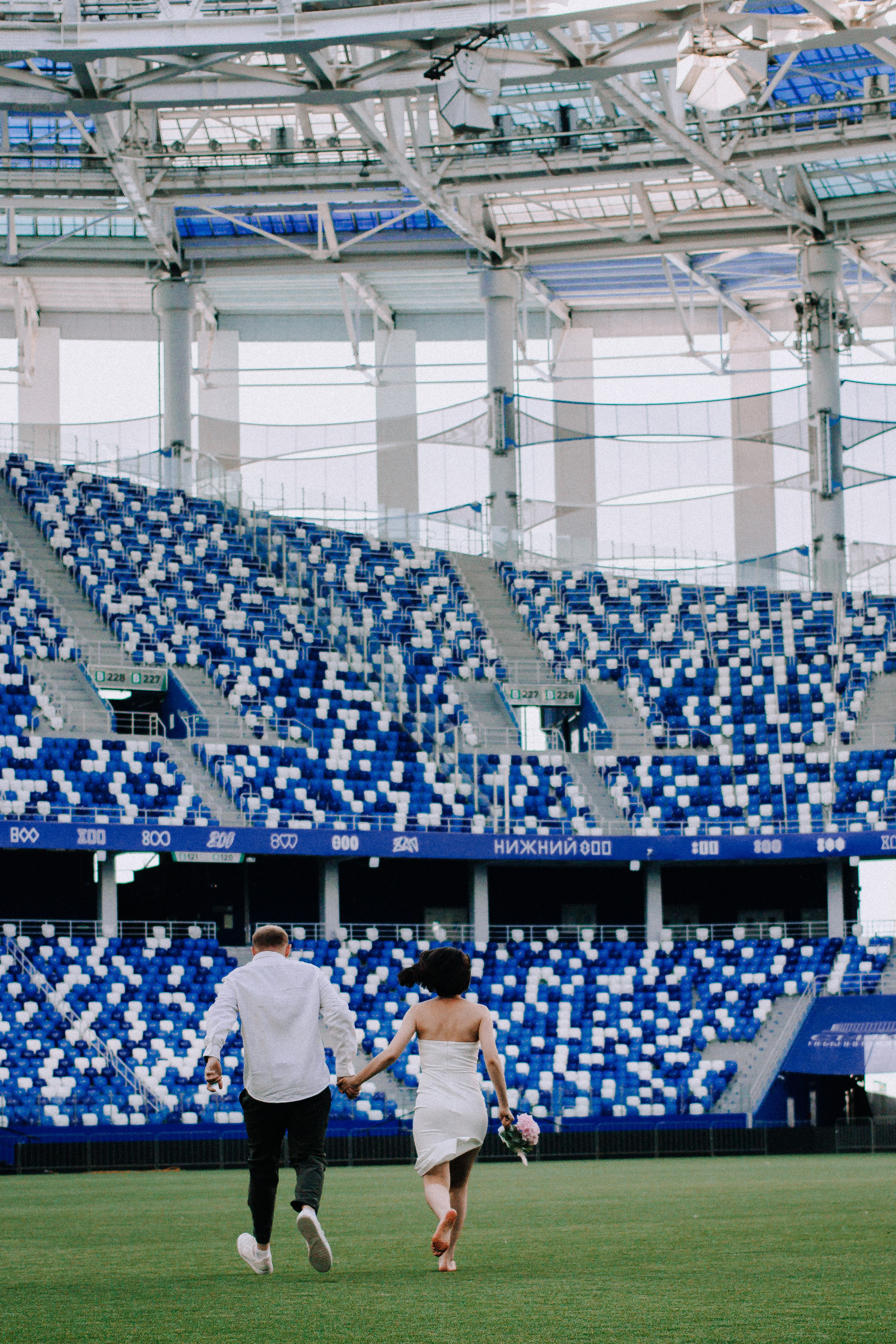 Прогулка с молодоженами. Фотографии с любовью