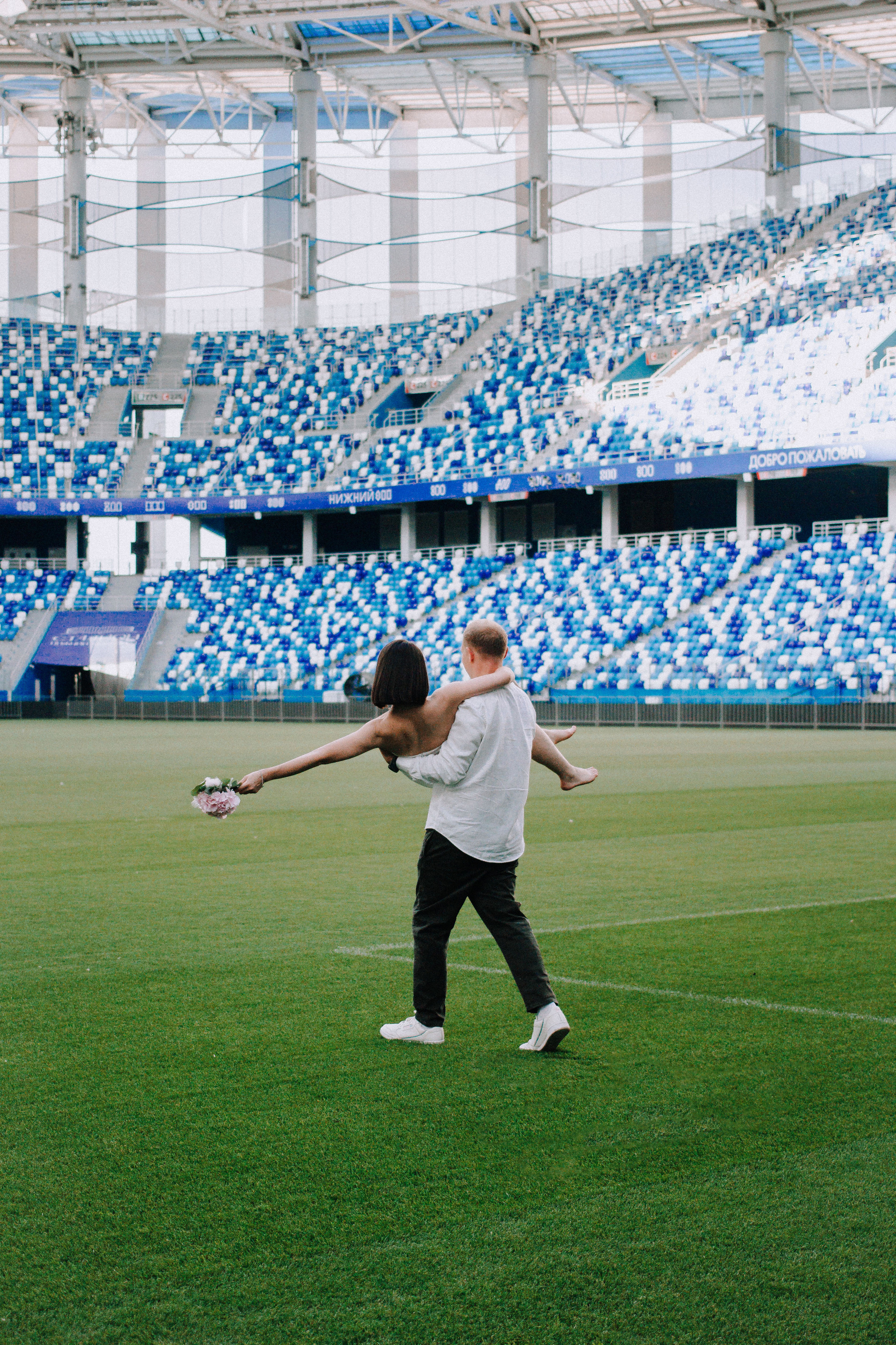 Прогулка с молодоженами. Фотографии с любовью