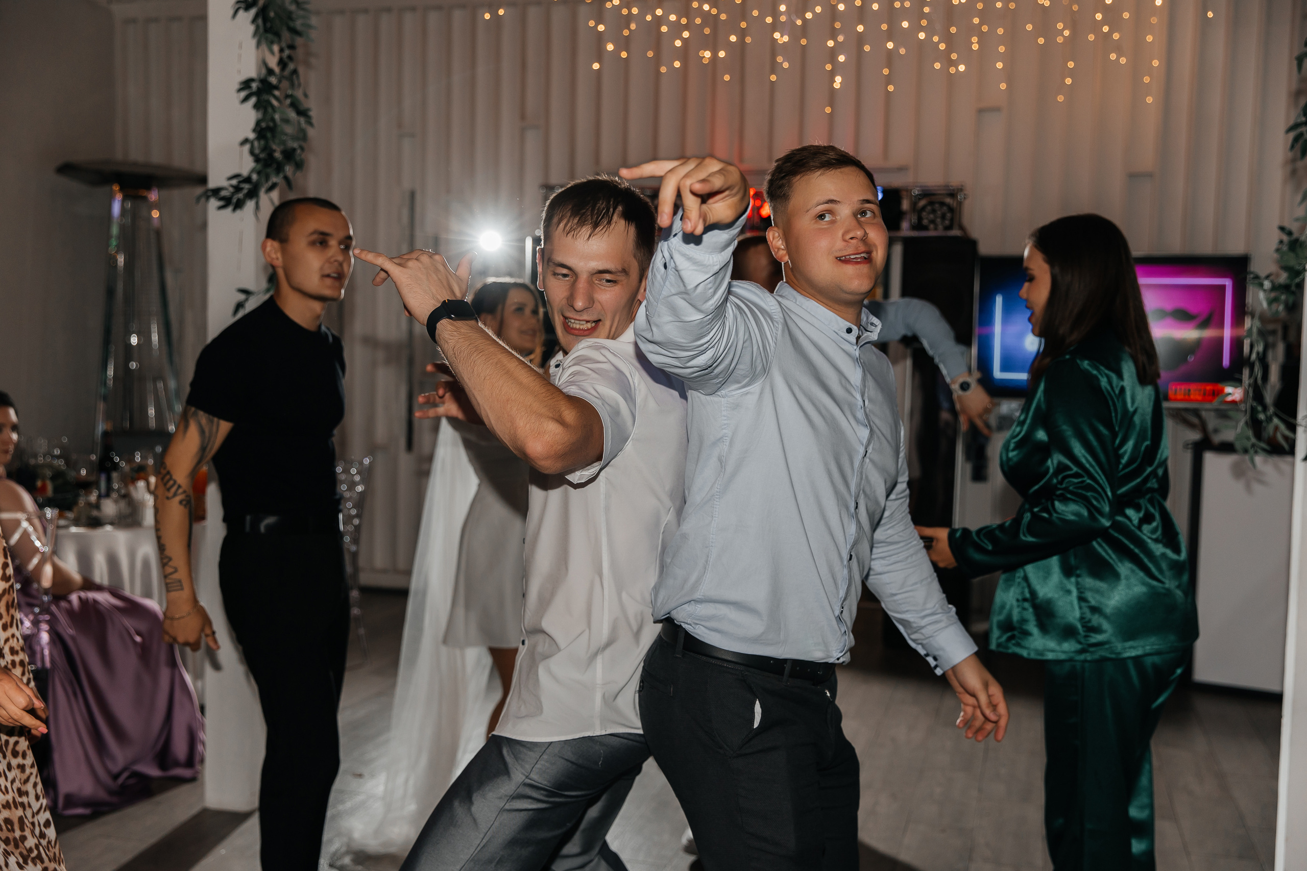 Виктория и Денис. Свадебный фотограф Красноярск — Кристина Ива