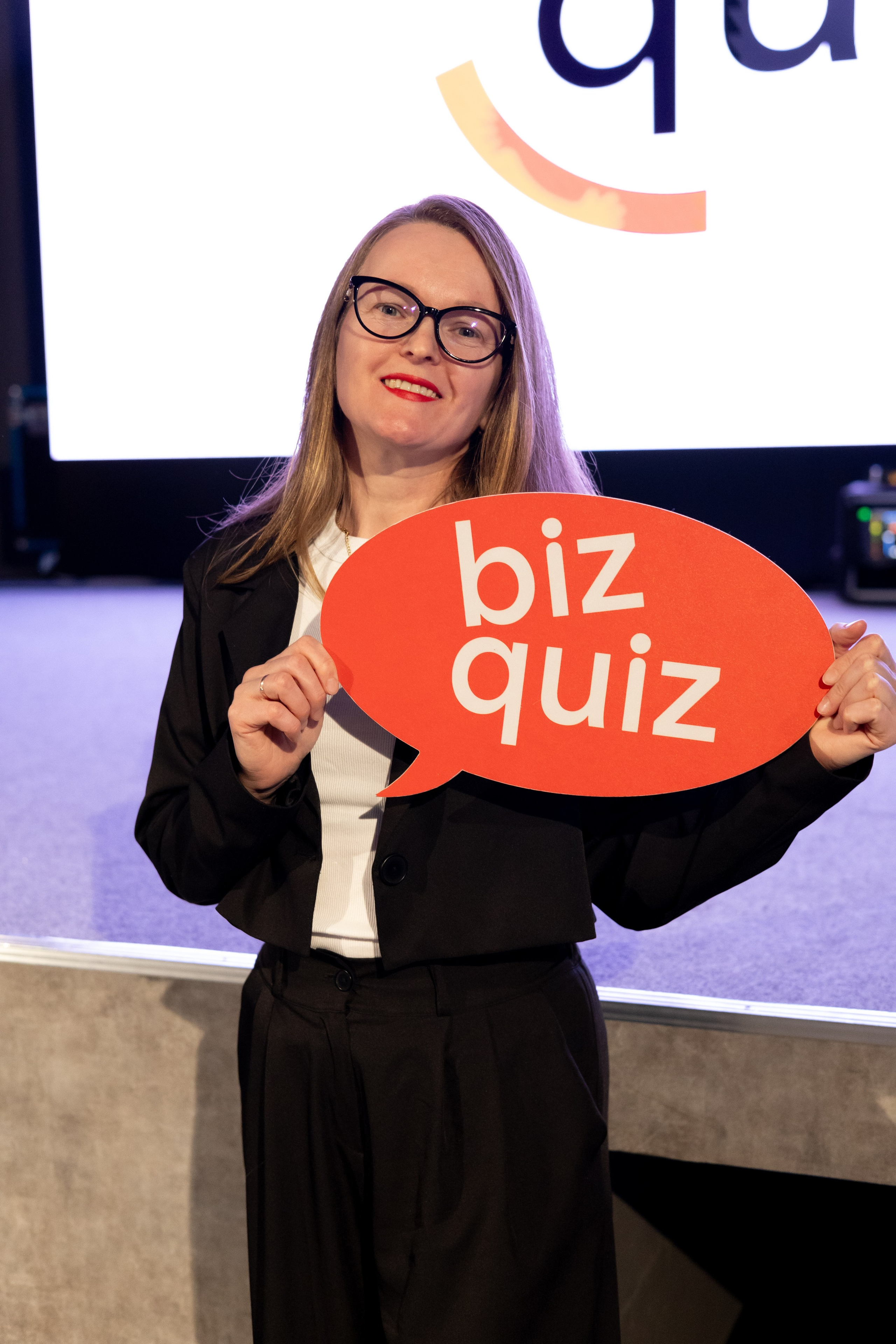 13ая BIZ QUIZ: деловая игра | Красноярск. Фотограф Красноярск съемки лавстори, фотосессия в студии, портретная съемка, творческие фотосессии