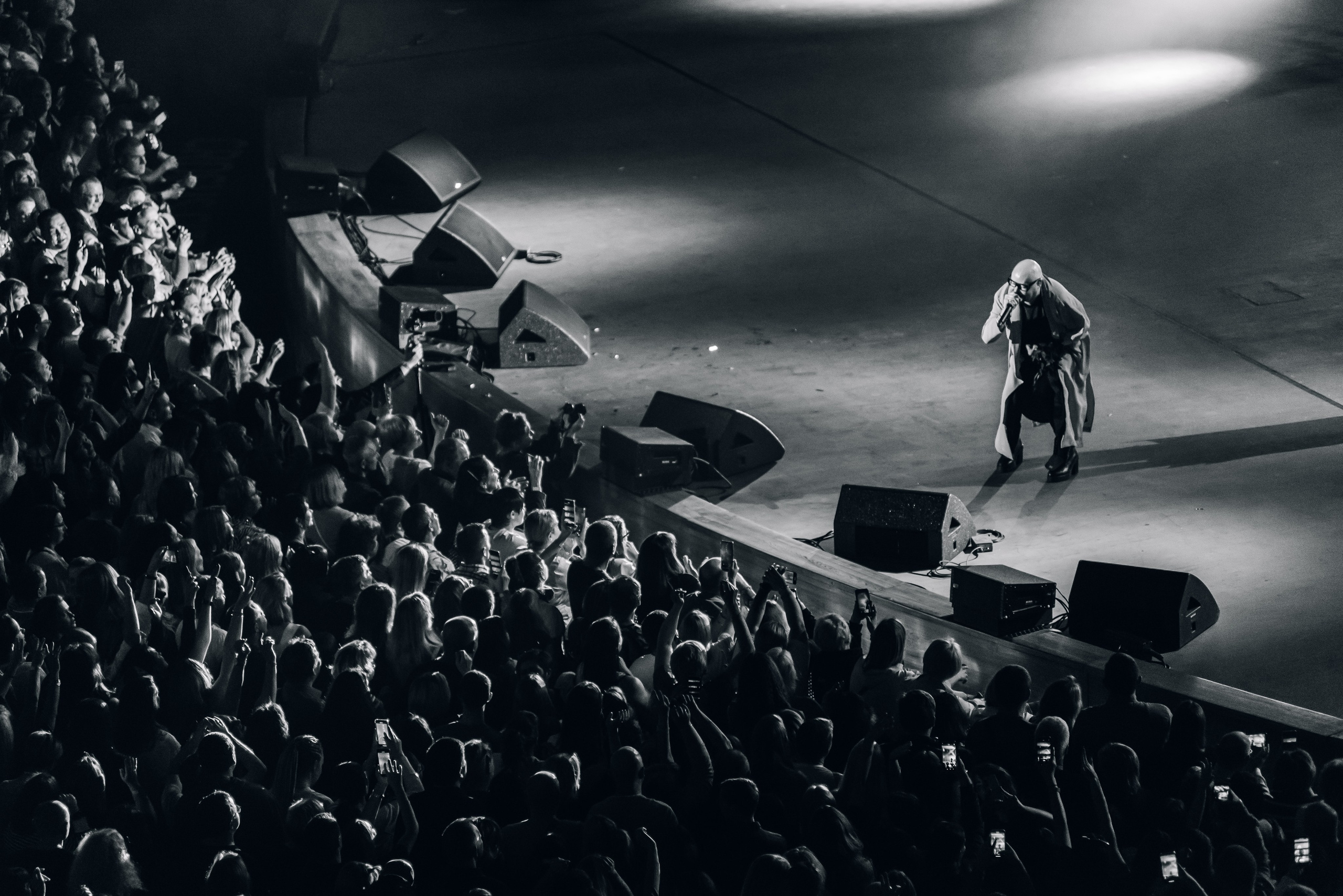 Дискотека 80-90-2000х — «Имена на все времена», Крокус Сити Холл. Бренд-фотограф для экспертов и блогеров в Москве Влада Горбовская