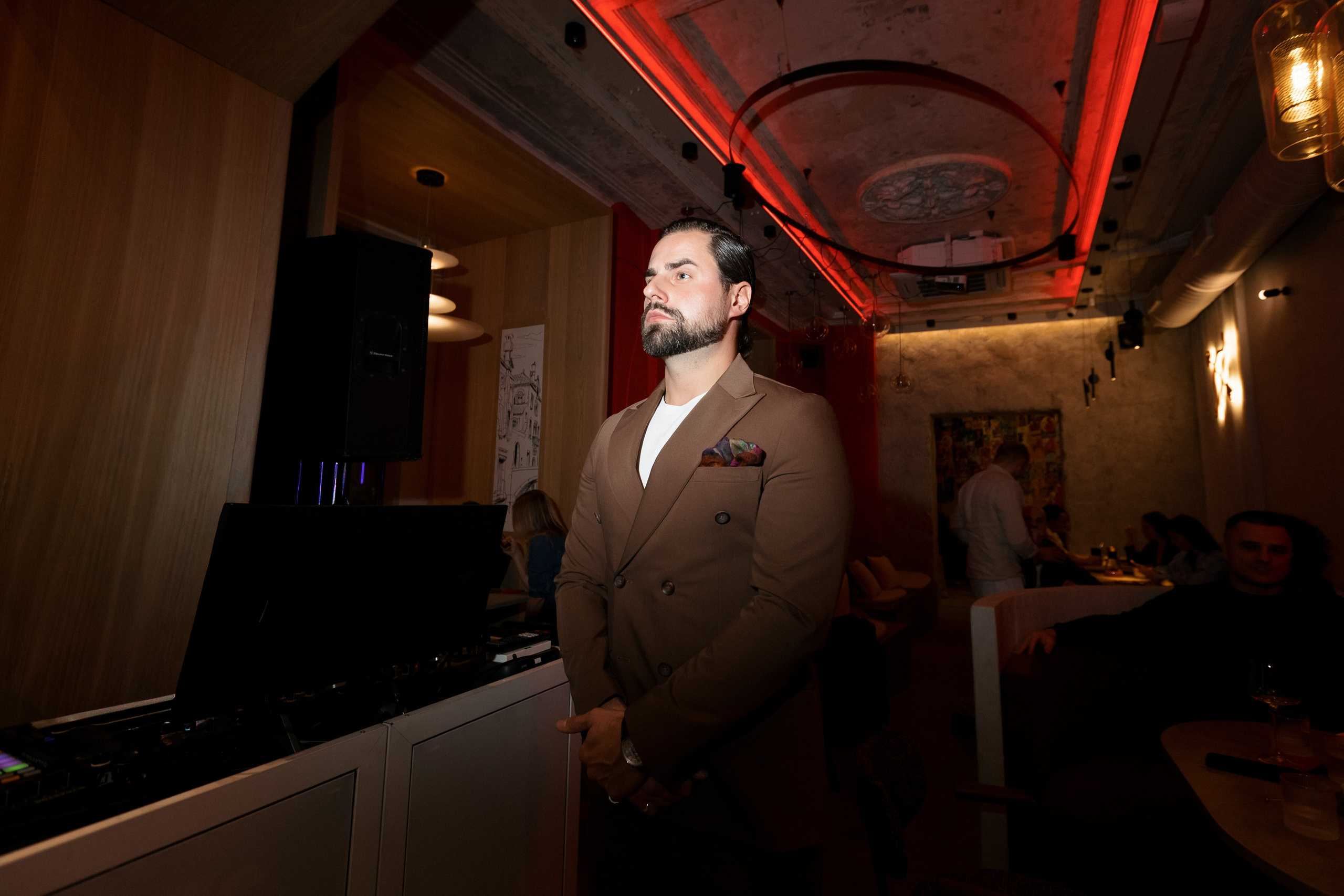 AMORE ОТКРЫТИЕ — DAY II. СВОИ. ФОТООТЧЕТЫ-СОБЫТИЯ-МЕСТА