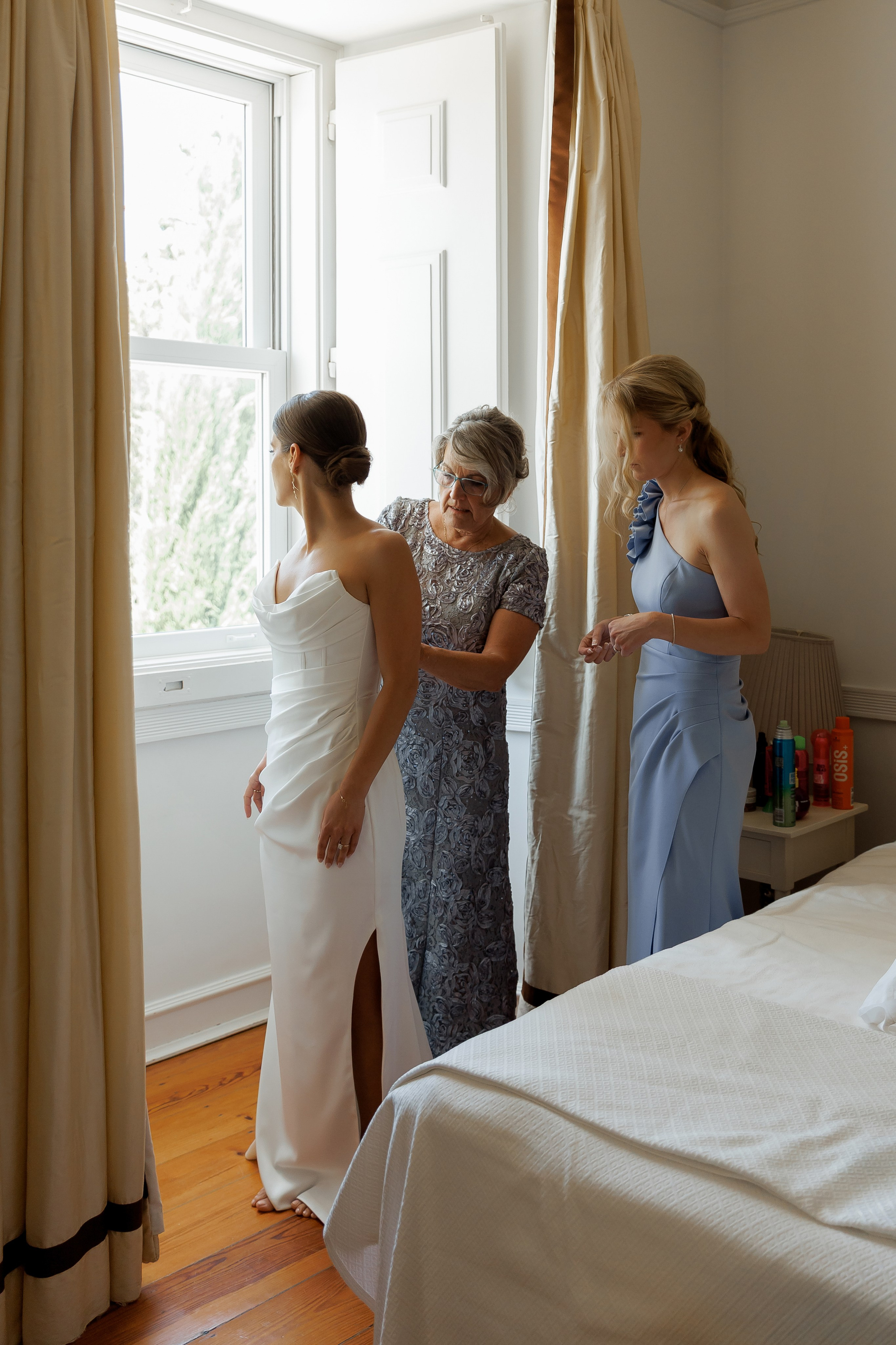 T & E. Wedding photographer
