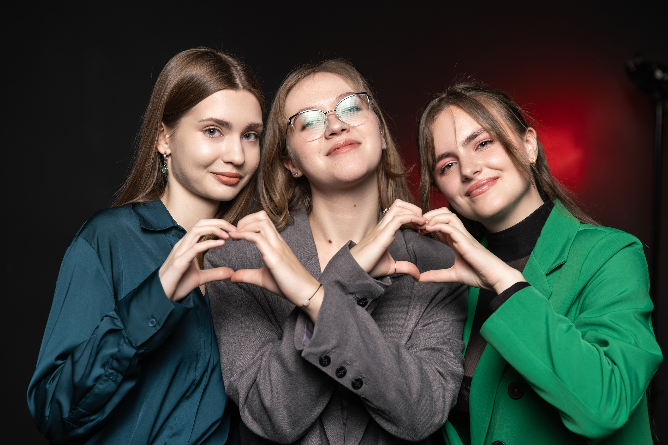 Групповые фото для старших классов в фотостудии. Выпускные альбомы Евгении Виноградовой г. Липецк