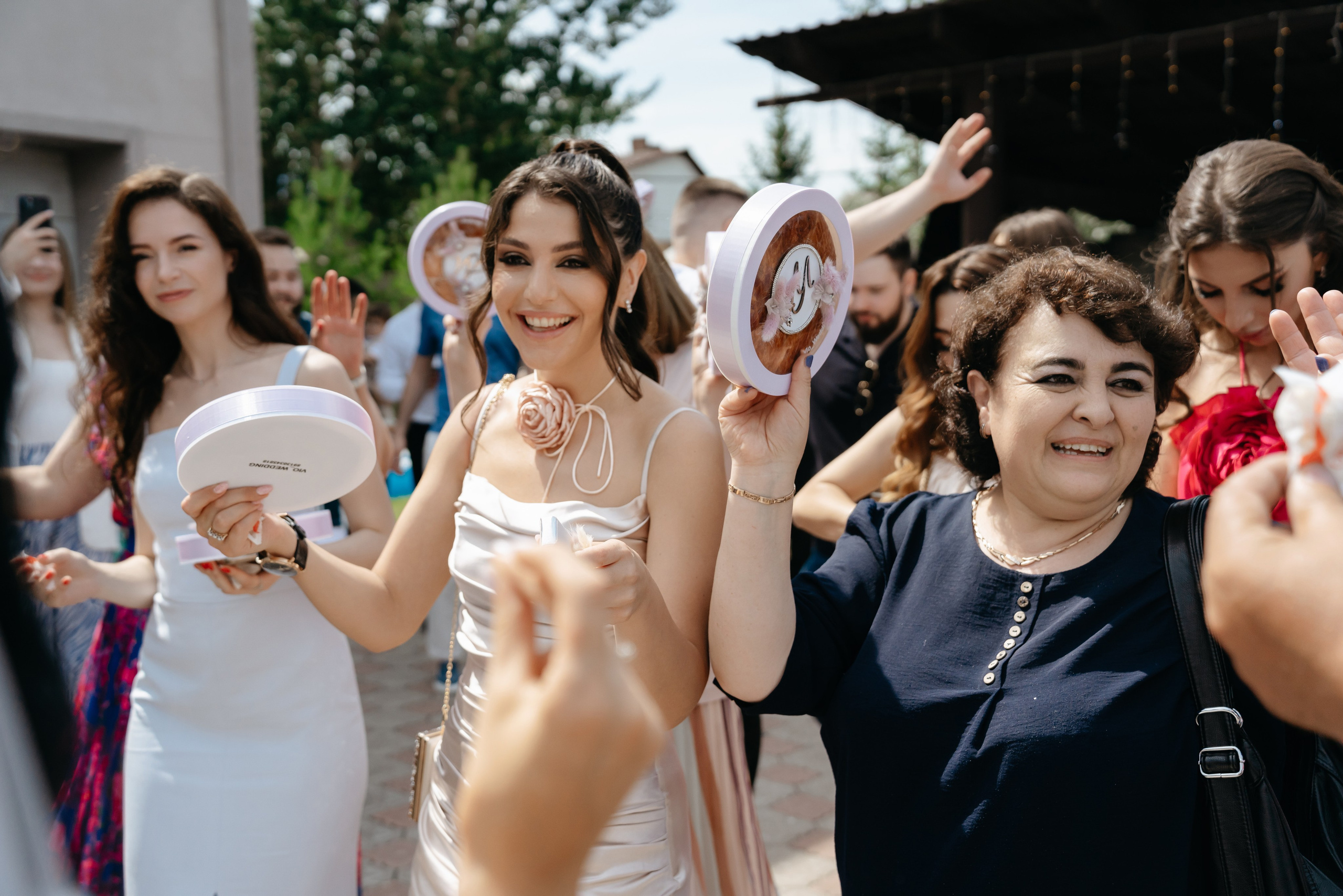 Артем и Лусине. Свадебный фотограф Красноярск Вязьминова Мария