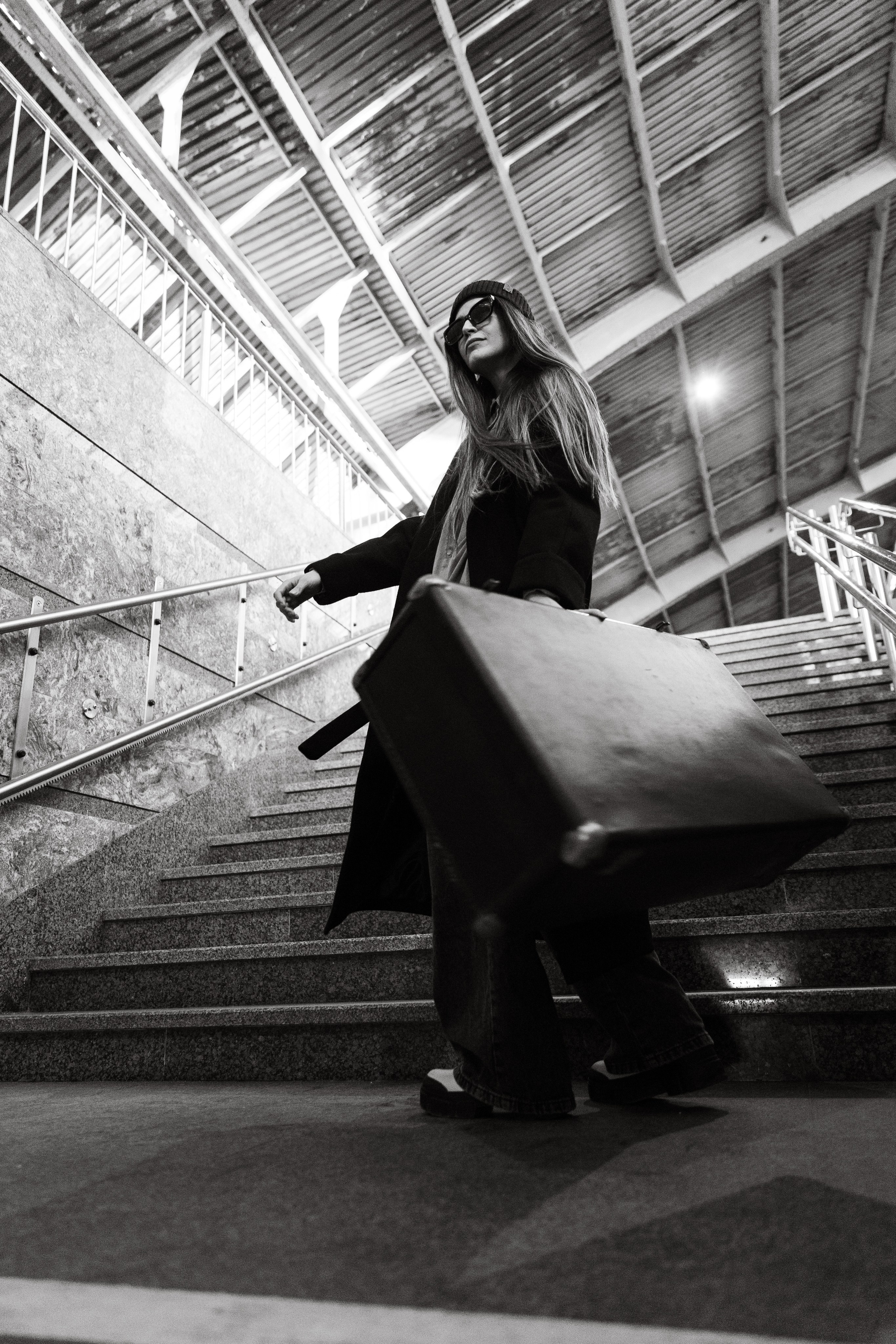 Дина / Южный вокзал. Фотограф Калининград Илья Миллер