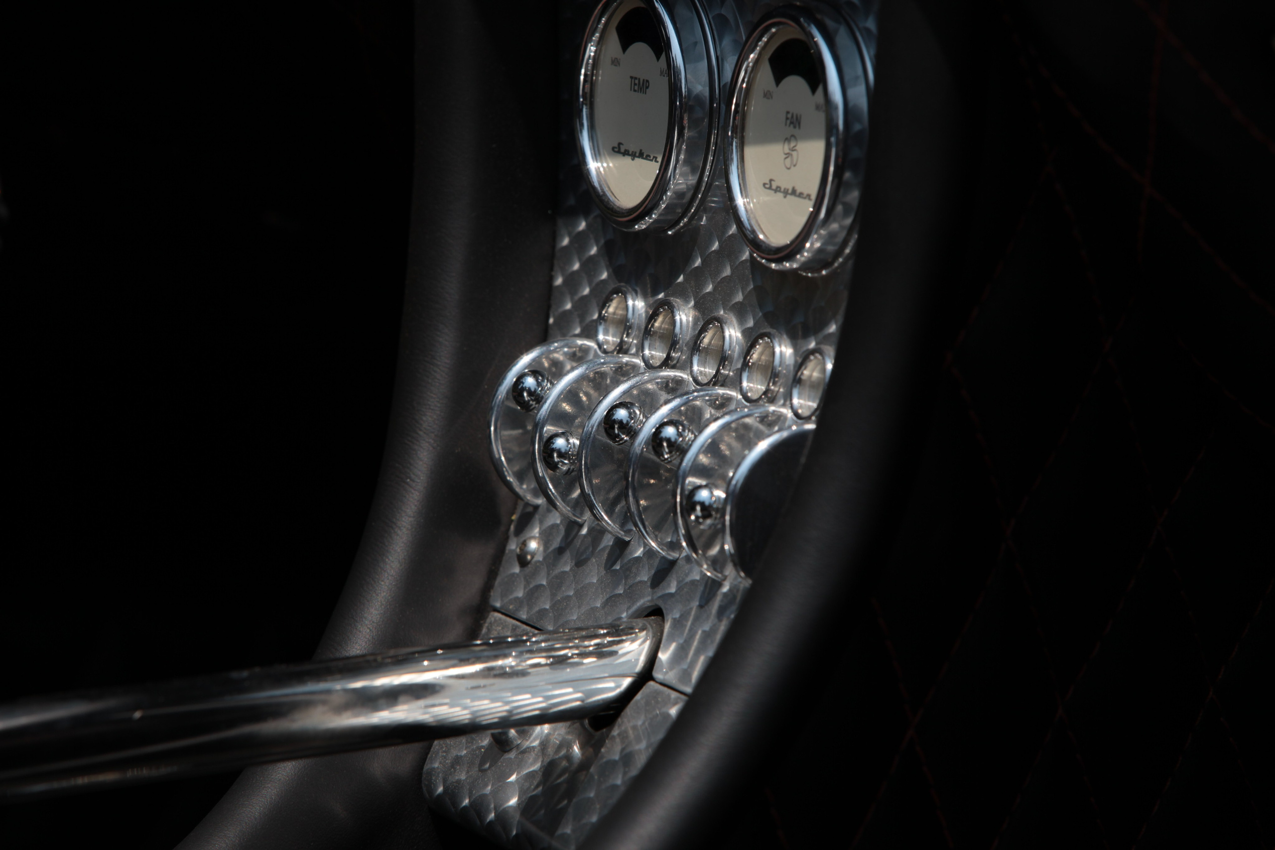 Автомобиль Спайкер Spyker Roadster. Cabrio