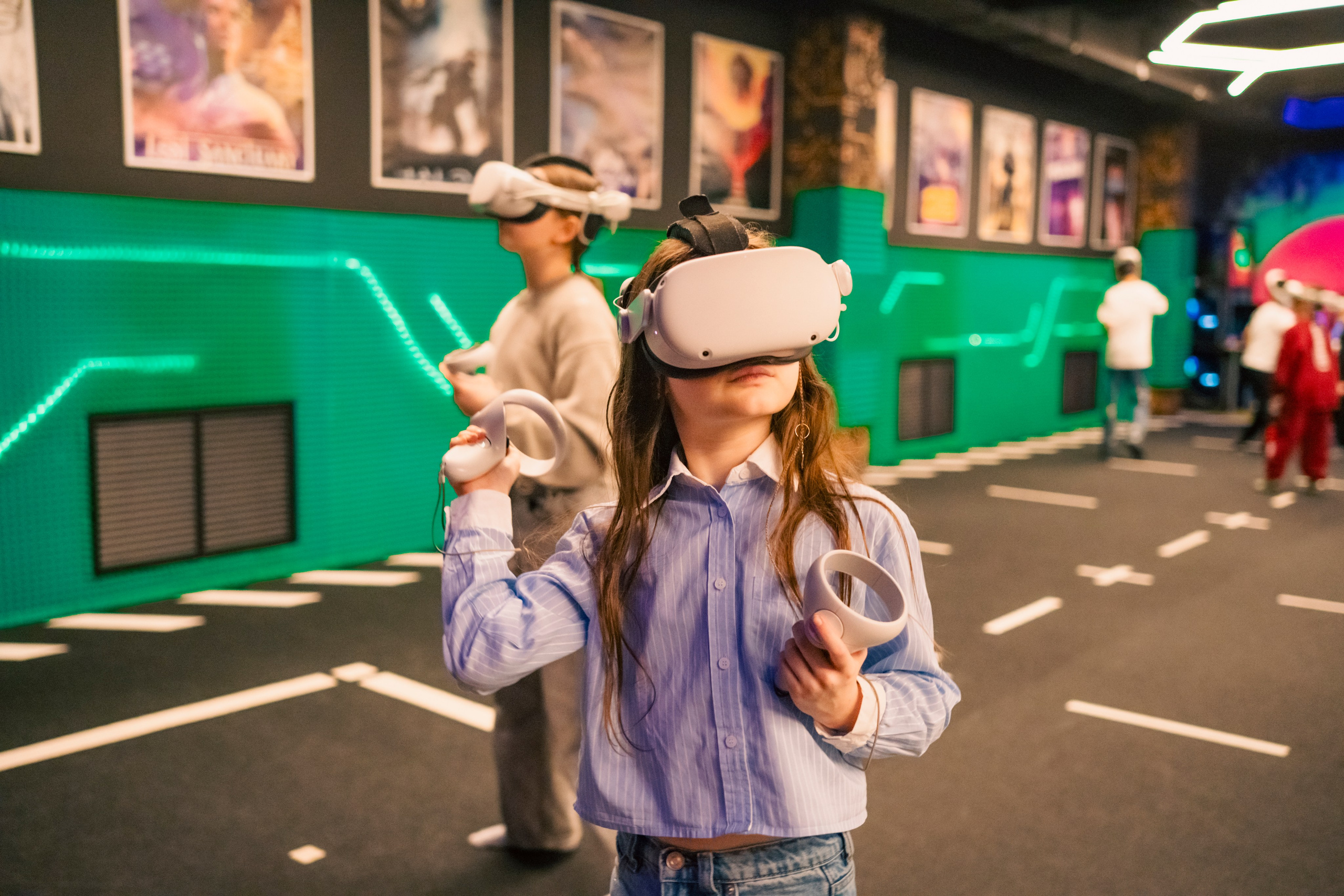 VR (November-December 2024). Felixtones