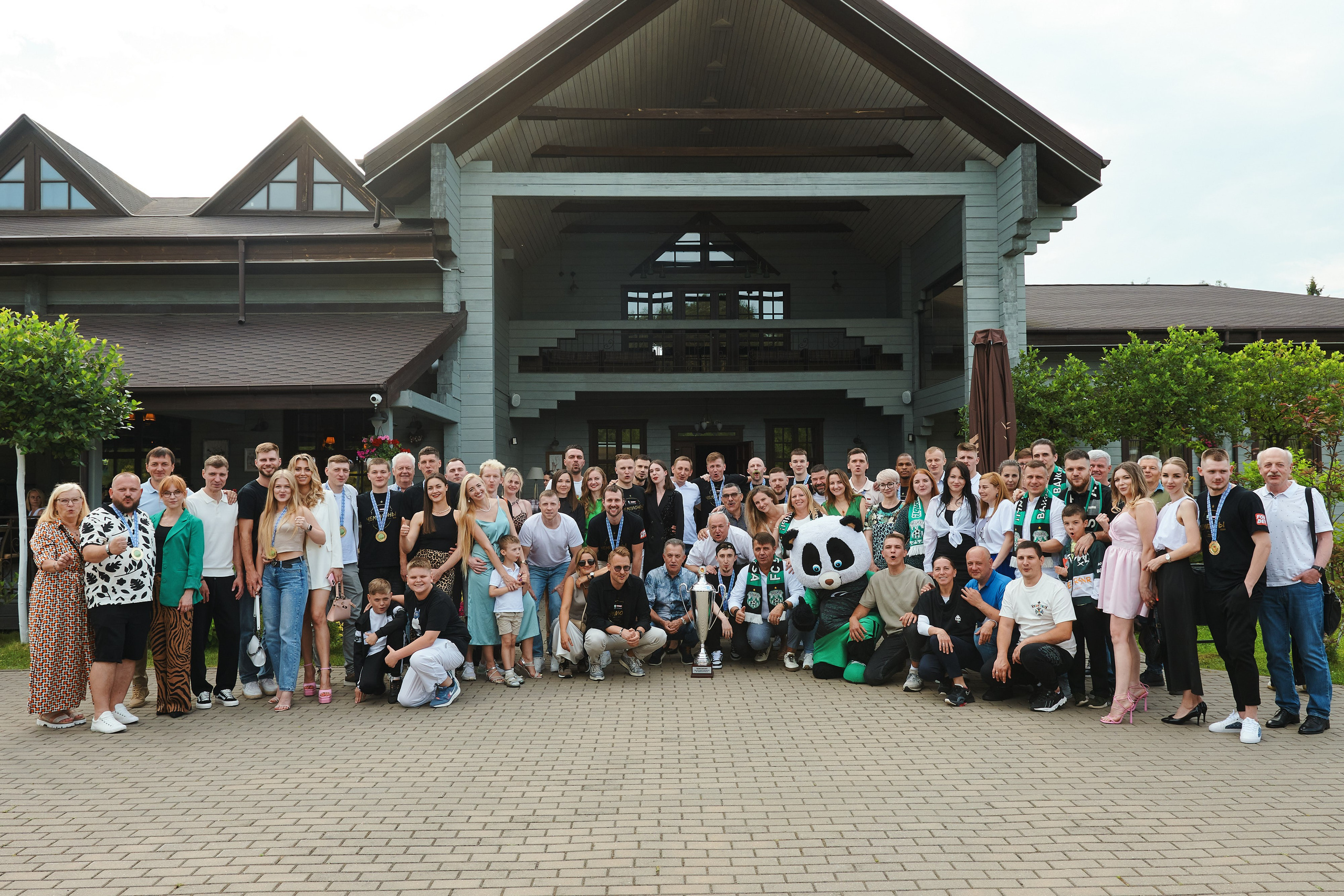 СТОЛИЦА Чемпионы. Главная