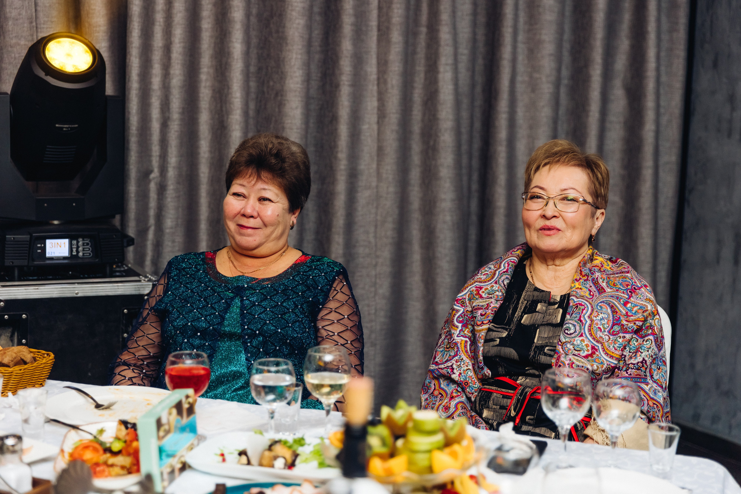 Юбилей в ресторане Вояж. Свадебный и семейный фотограф в Улан-Удэ